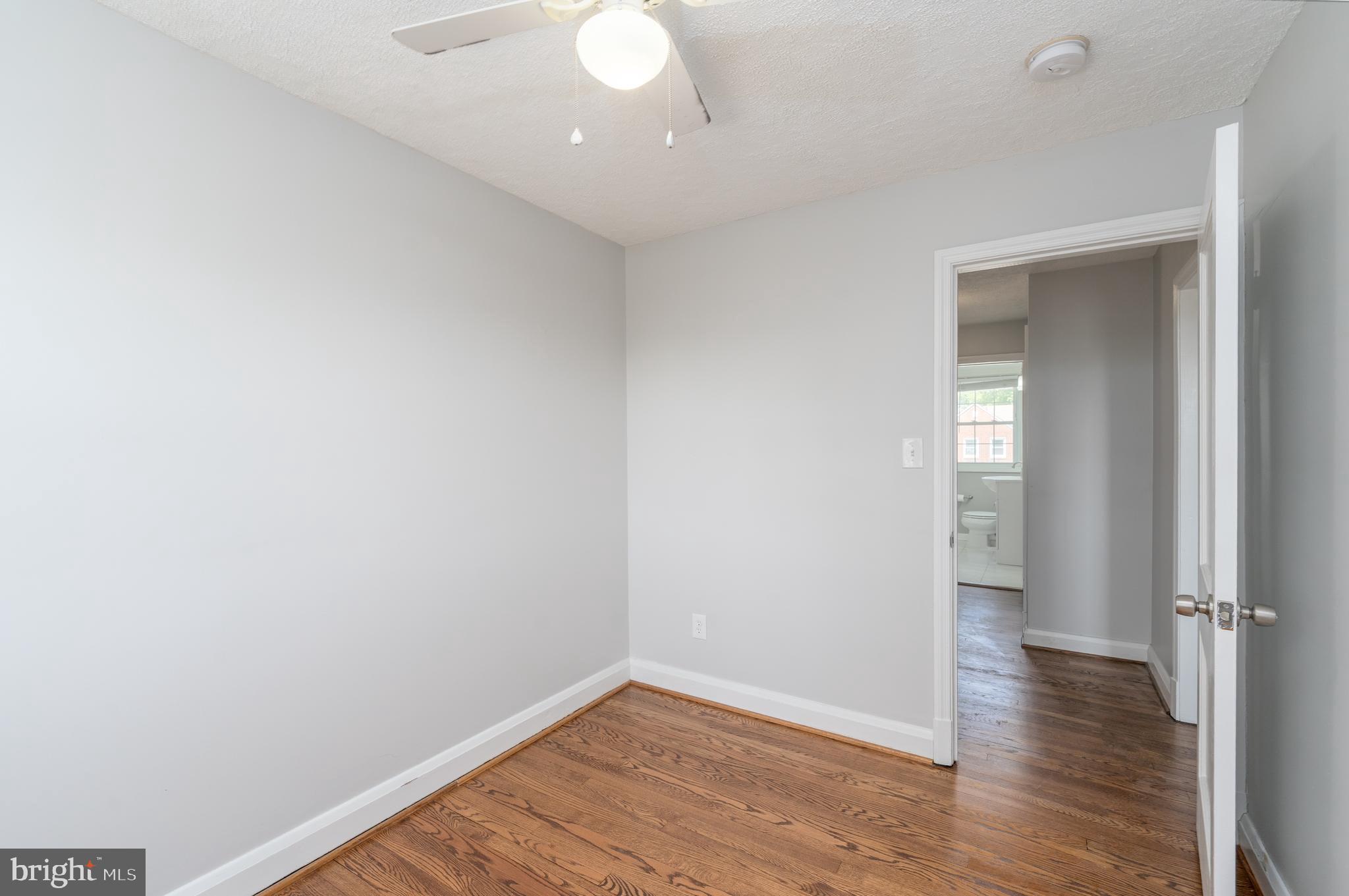 KNETTISHALL - Residential Lease