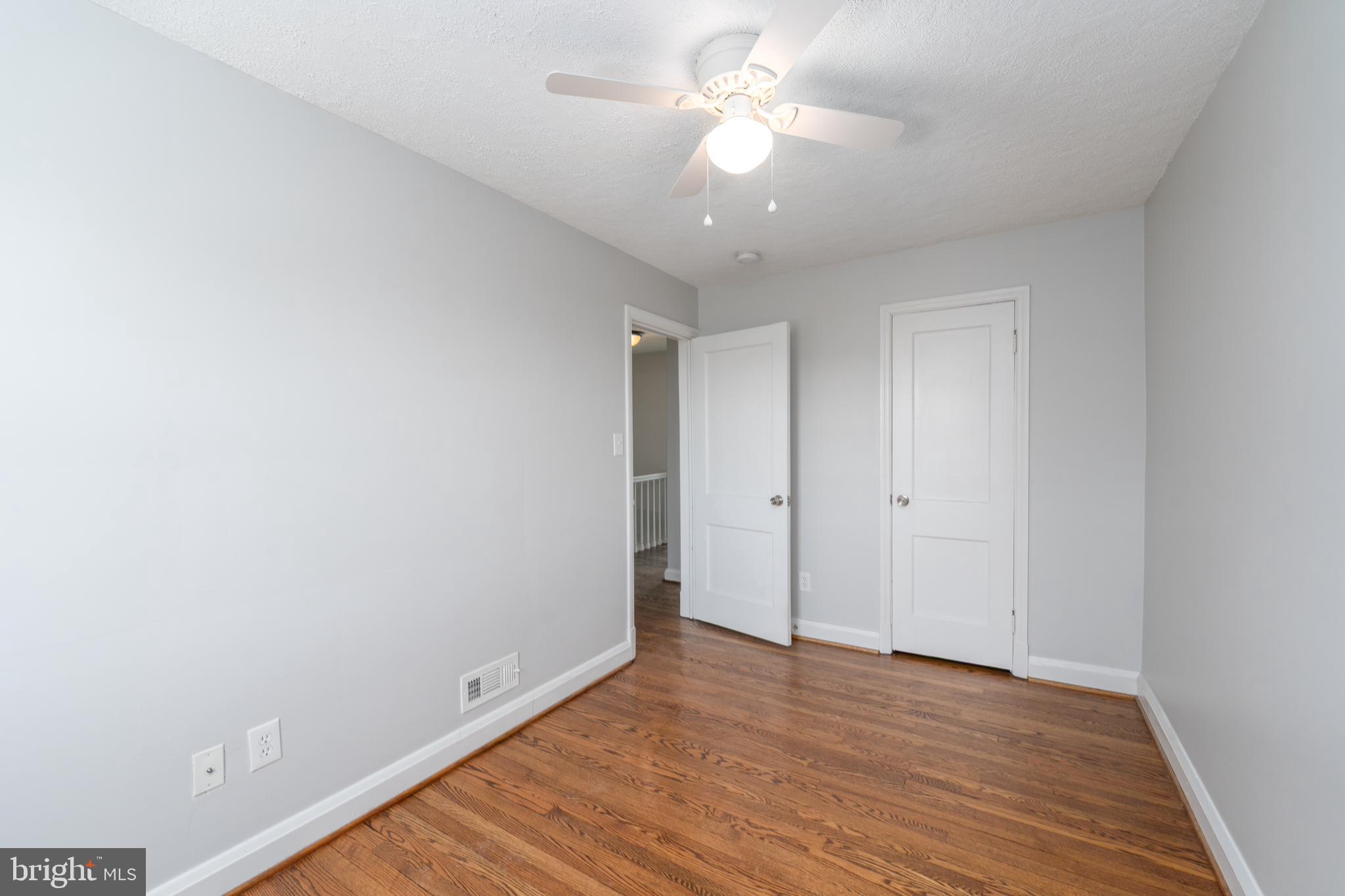 KNETTISHALL - Residential Lease