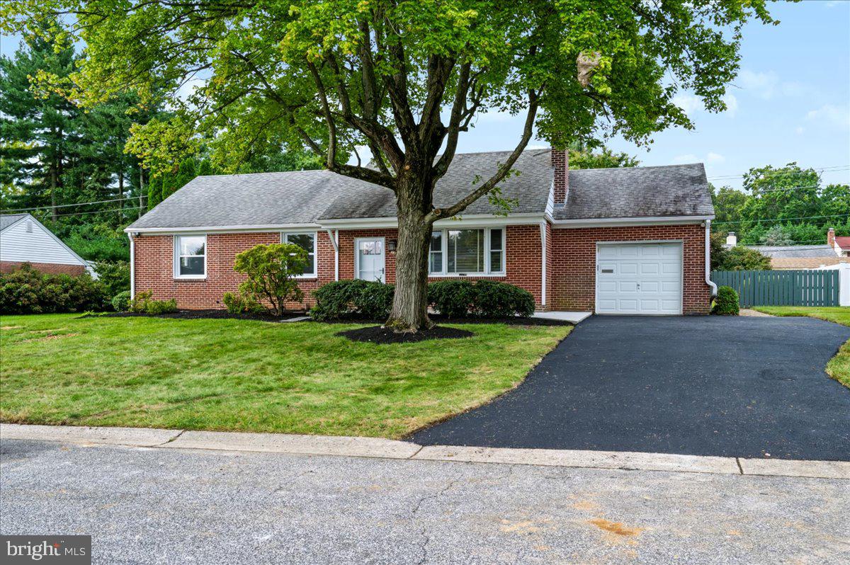 22 W DALE ROAD