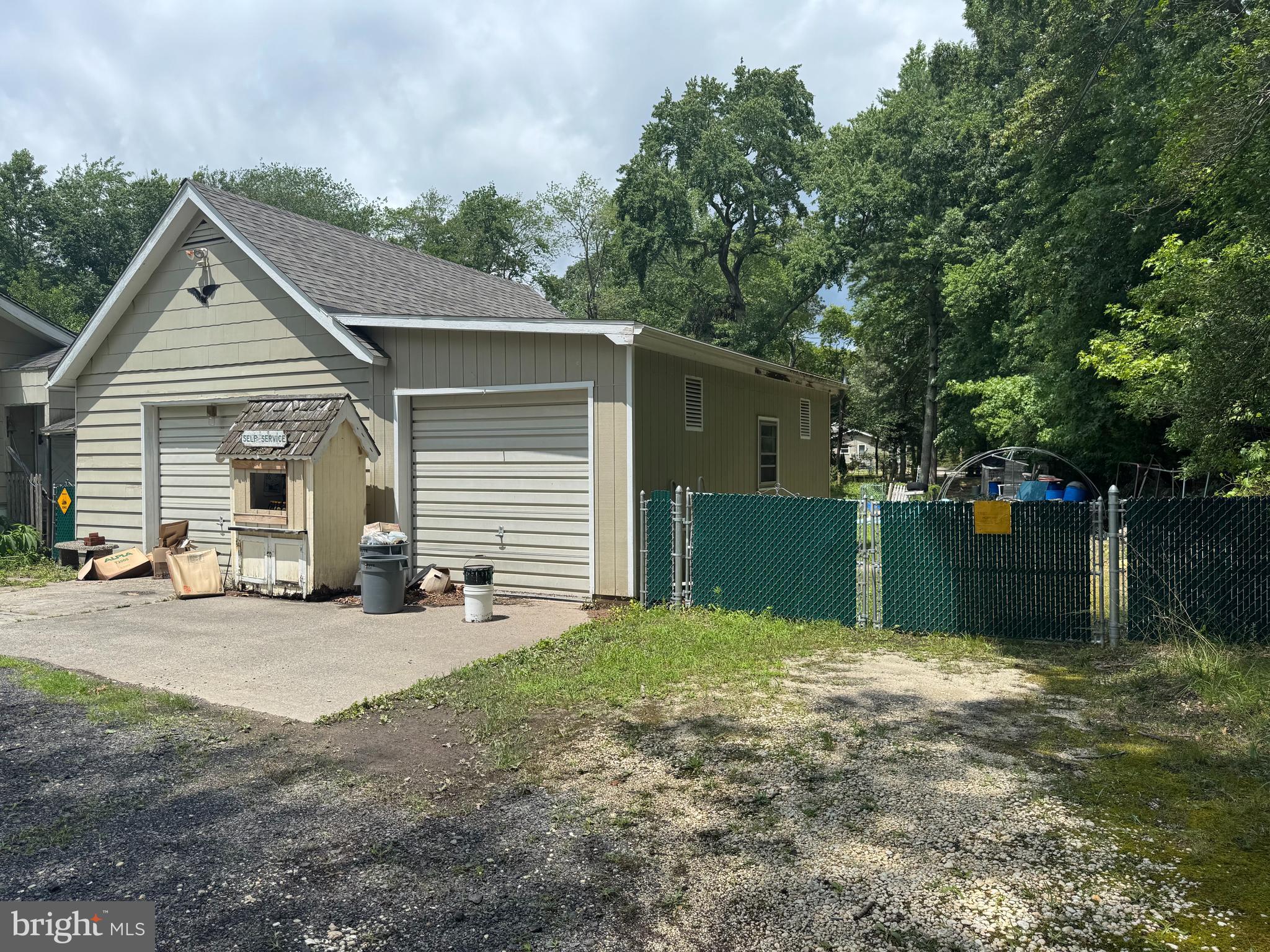 83 STATION ROAD