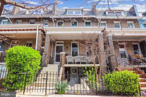 1123 4TH STREET NE WASHINGTON DC 20002
