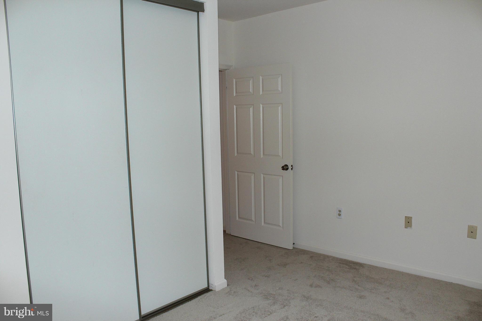 NANTUCKET MEWS @ CROFTON - Residential