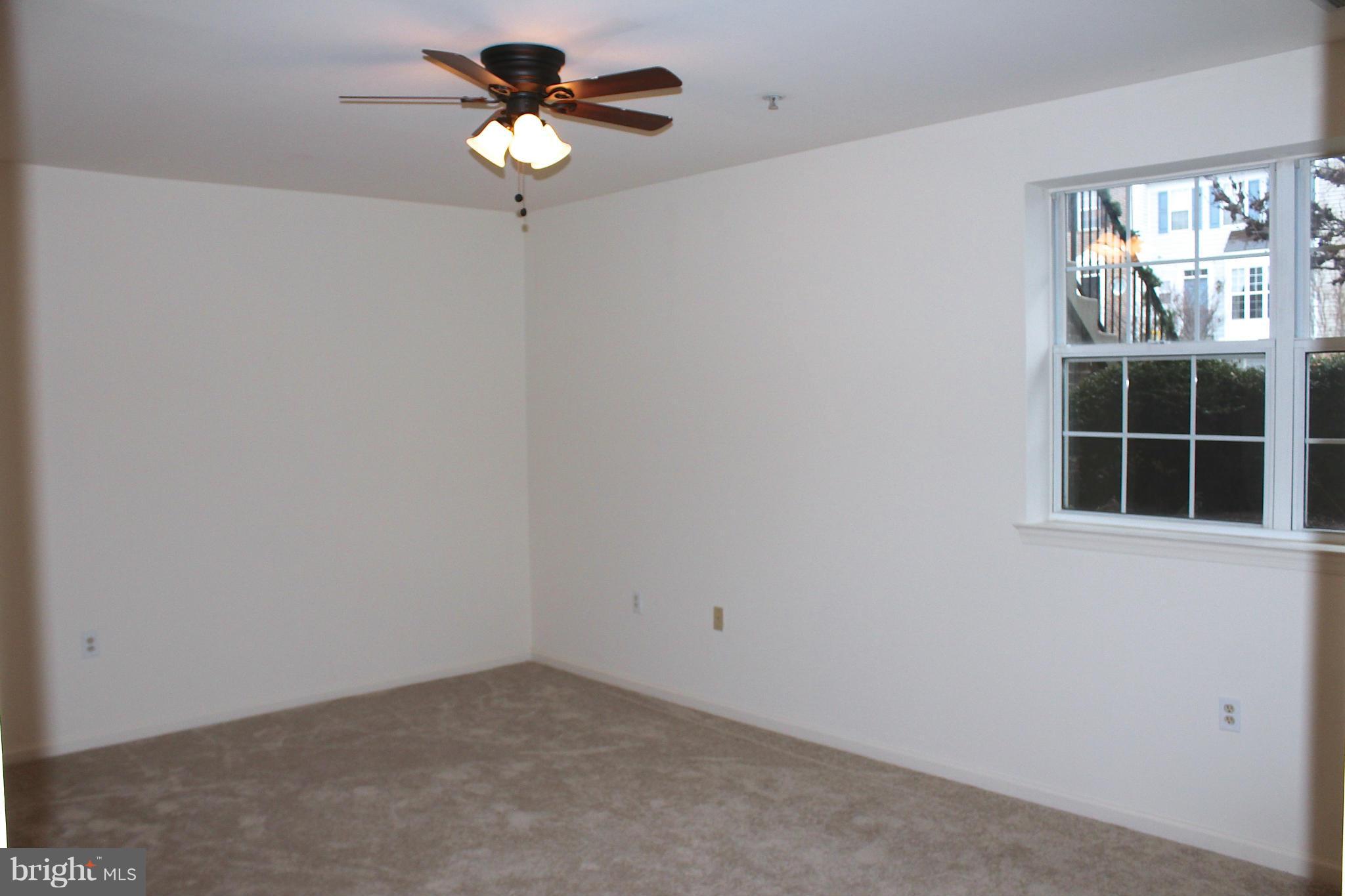 NANTUCKET MEWS @ CROFTON - Residential