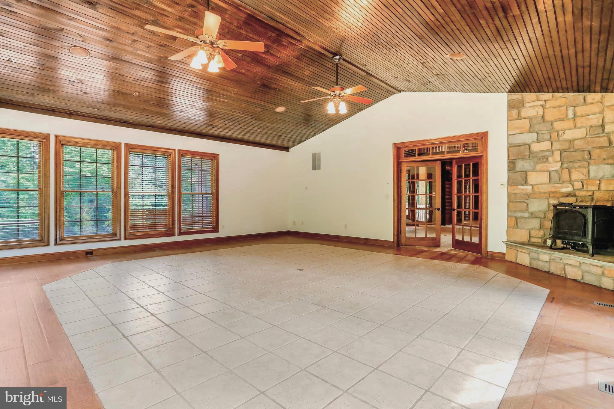 TABLER ESTATES - Residential