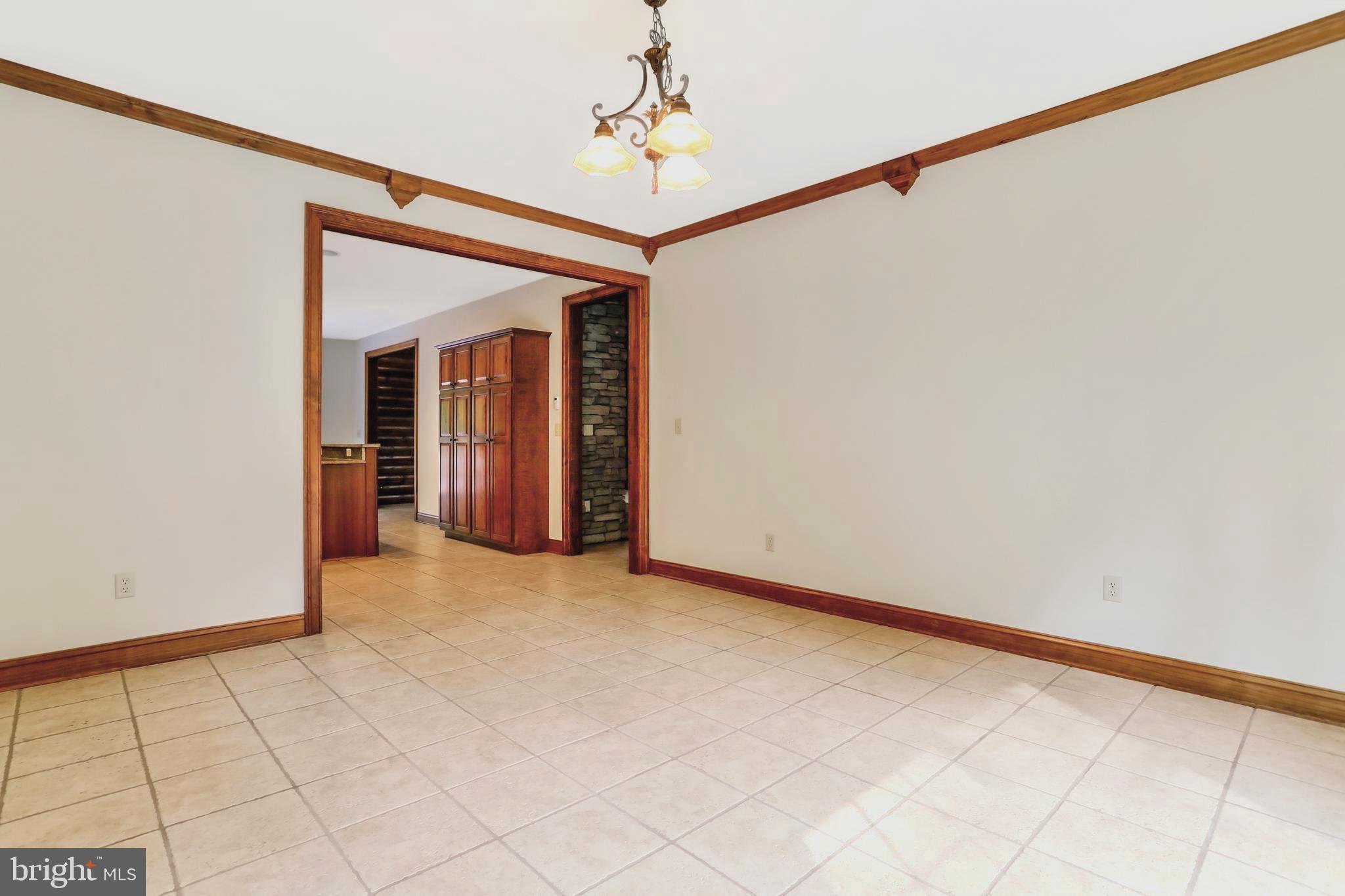 TABLER ESTATES - Residential