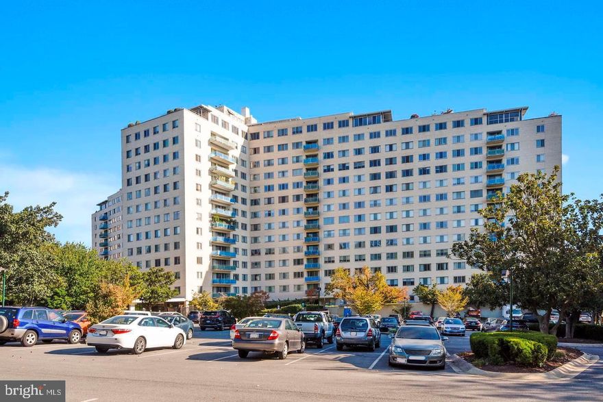 Move-in ready apartment on Grosvenor Park. The welcoming open space living offers a perfect selection for entering. The Kitchen and Bathroom were updated.  The location is a convenient to Grosvenor Metro station, Walter Reed, Strathmore Arts Center, shopping and resturants. The building has concierge desk, pool, fitness center, grilling and picnic area. Rent includes utilities. $300 moving fee and $100 refundable elevator fee