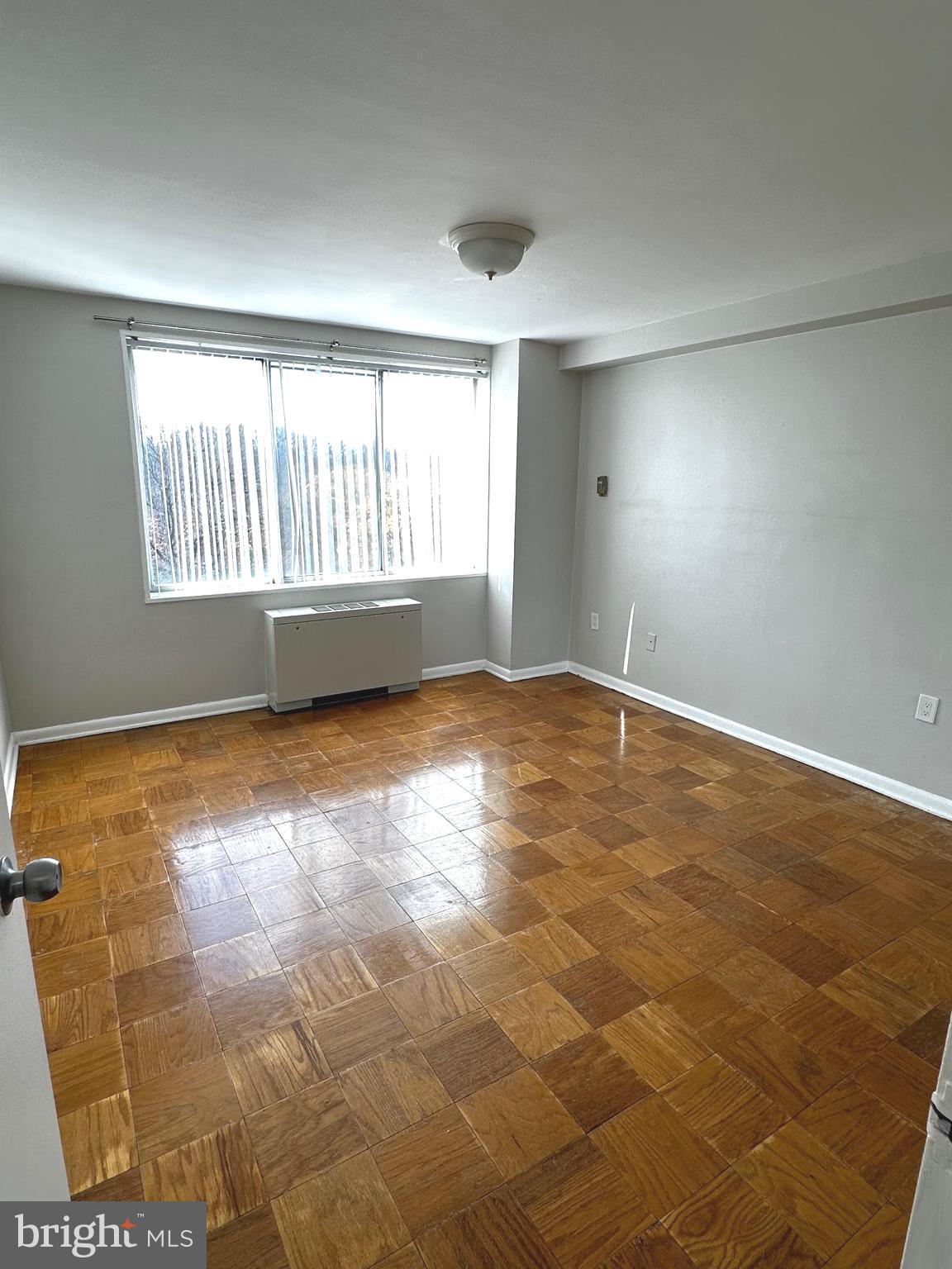 GROSVENOR PARK - Residential Lease