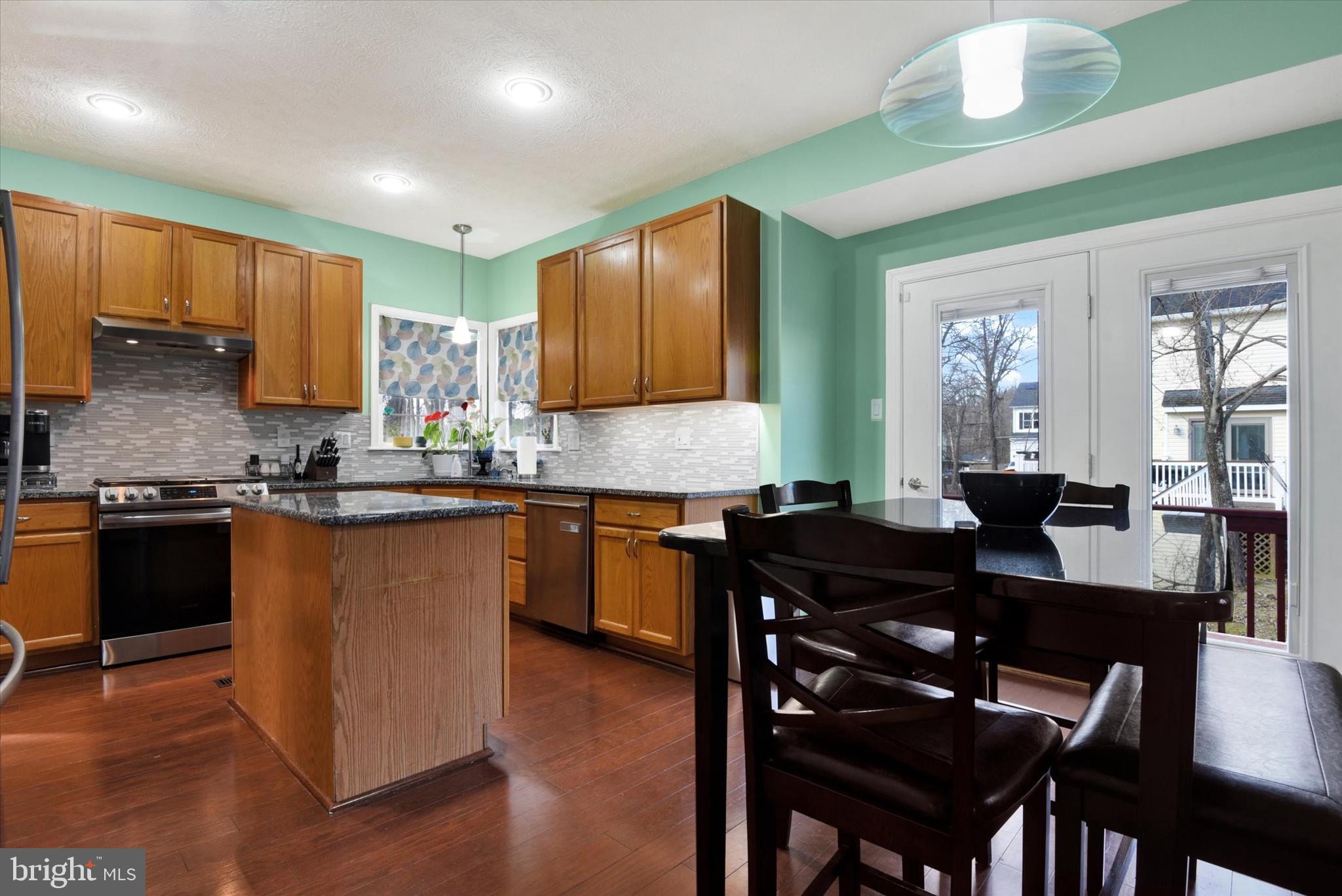 DEFLORA - Residential