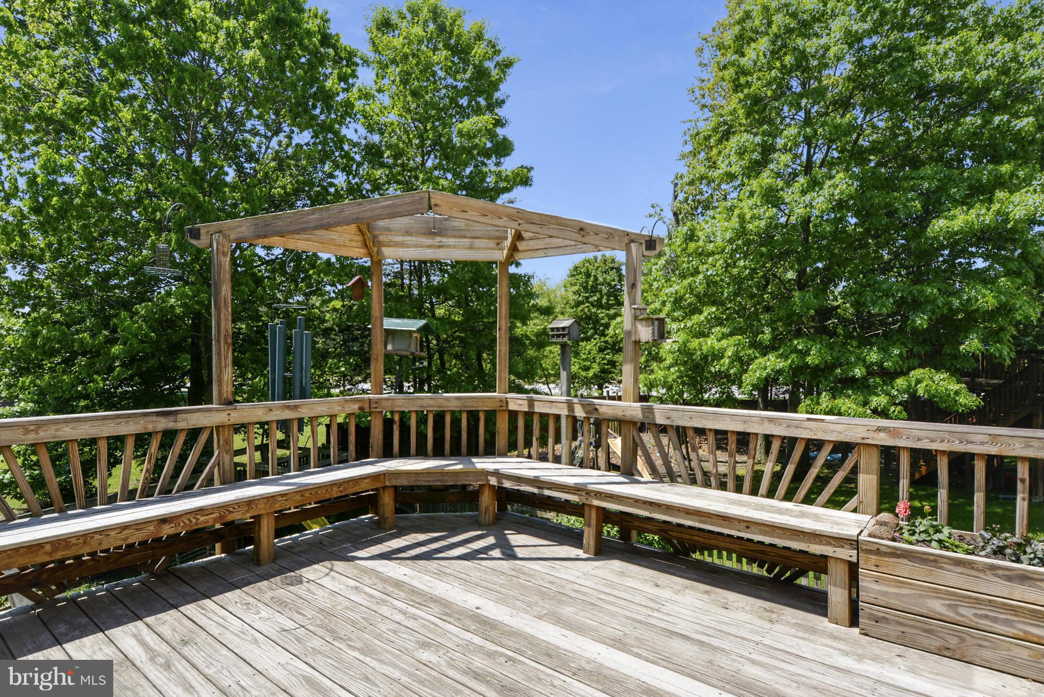 SEVEN OAKS - Residential