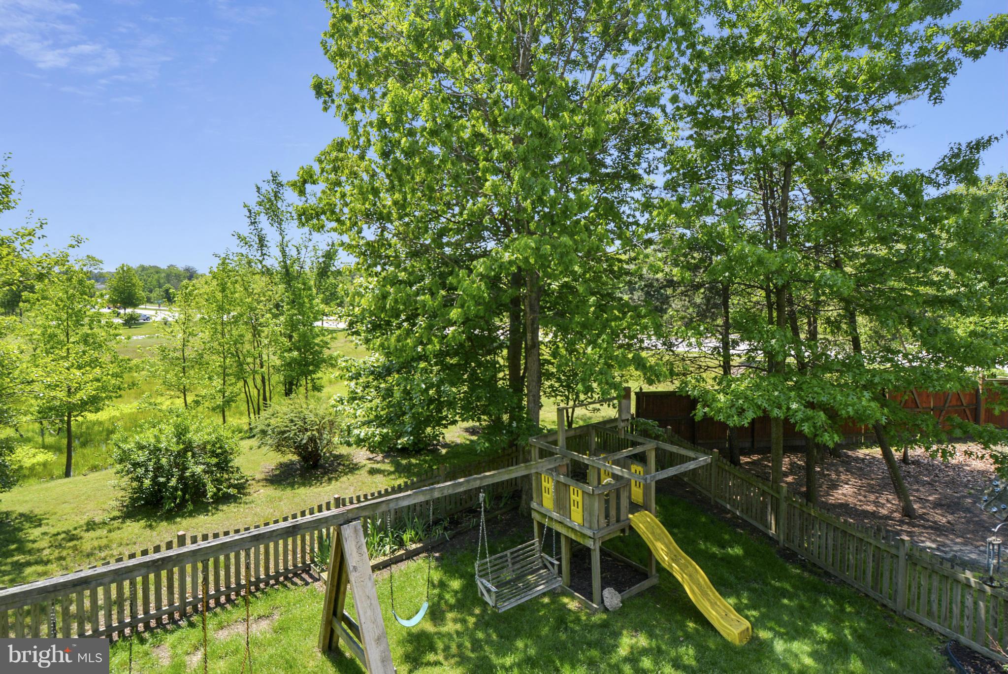 SEVEN OAKS - Residential