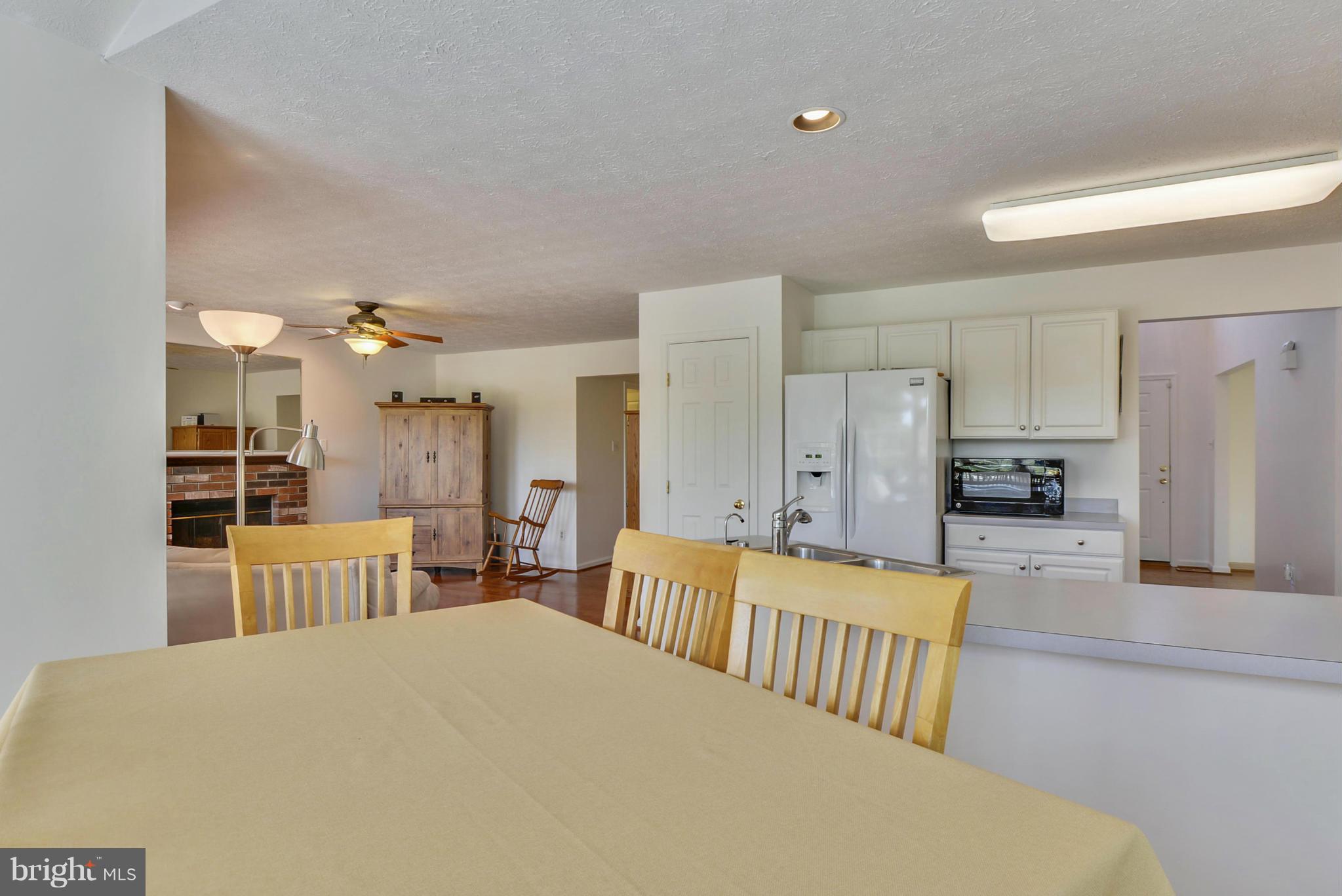 SEVEN OAKS - Residential