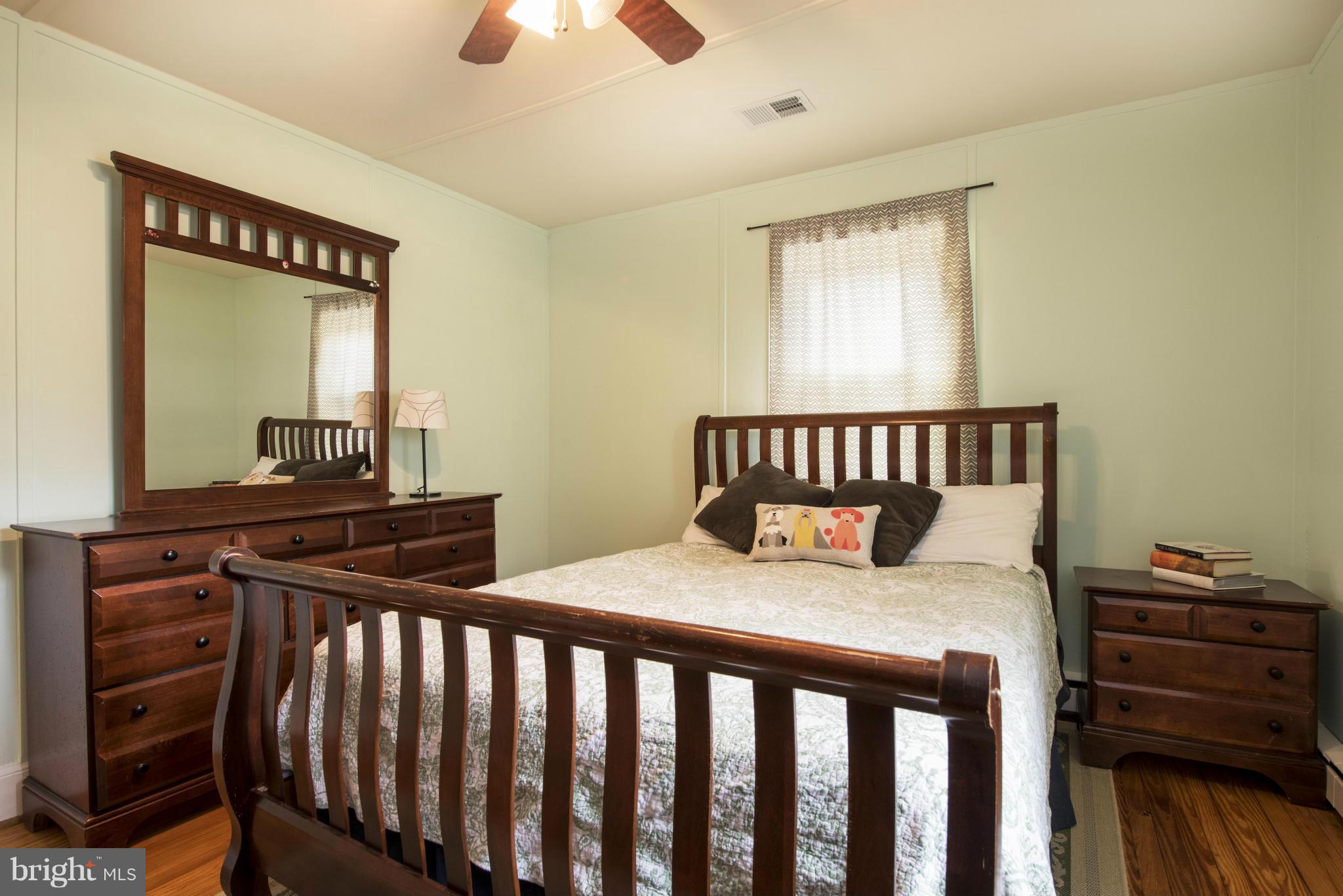 LOCH HAVEN BEACH - Residential