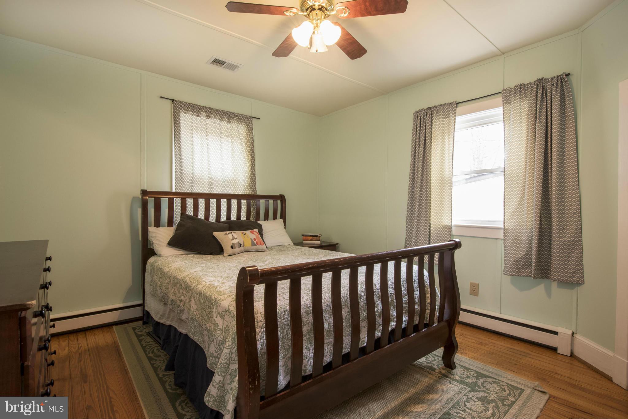 LOCH HAVEN BEACH - Residential