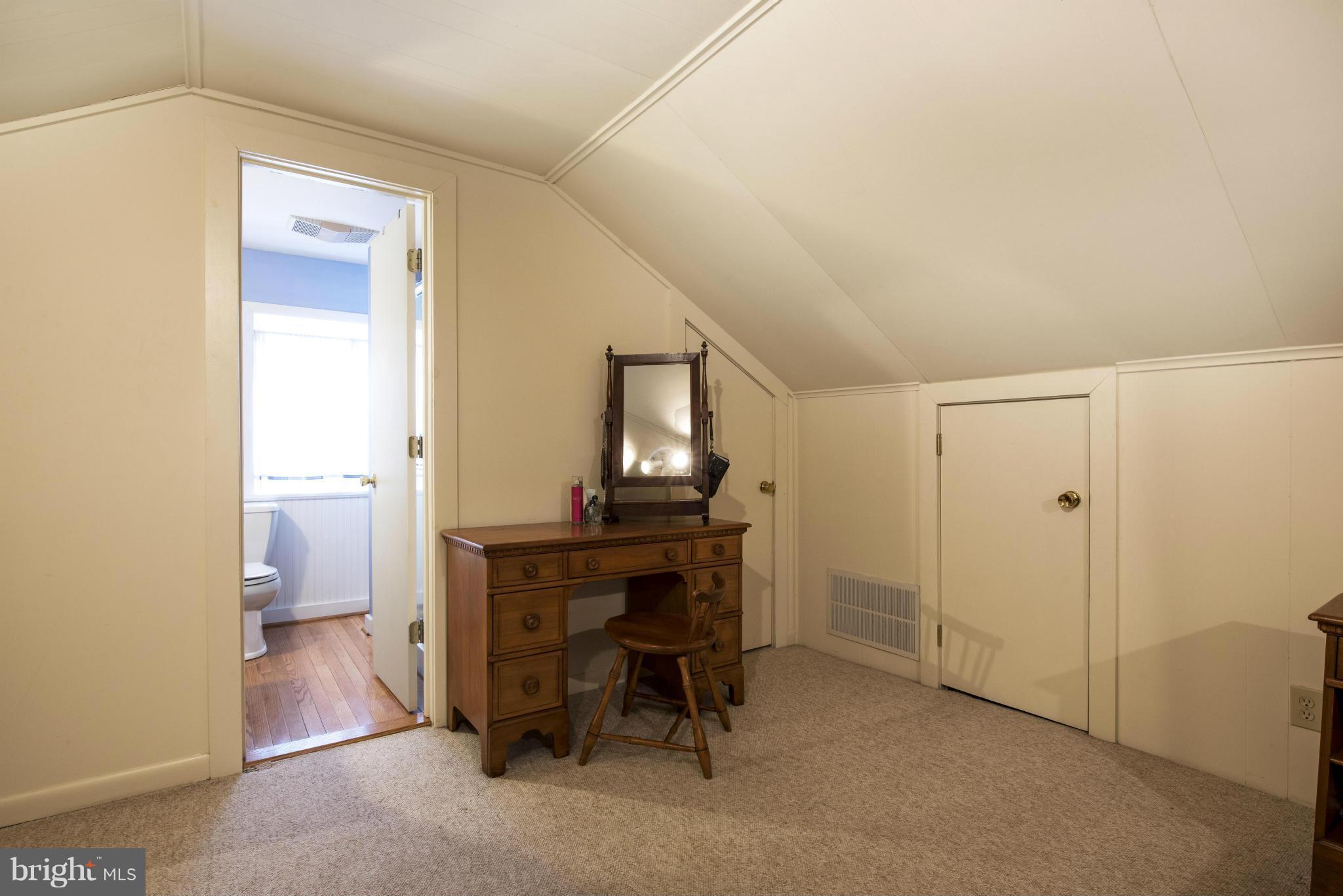 LOCH HAVEN BEACH - Residential