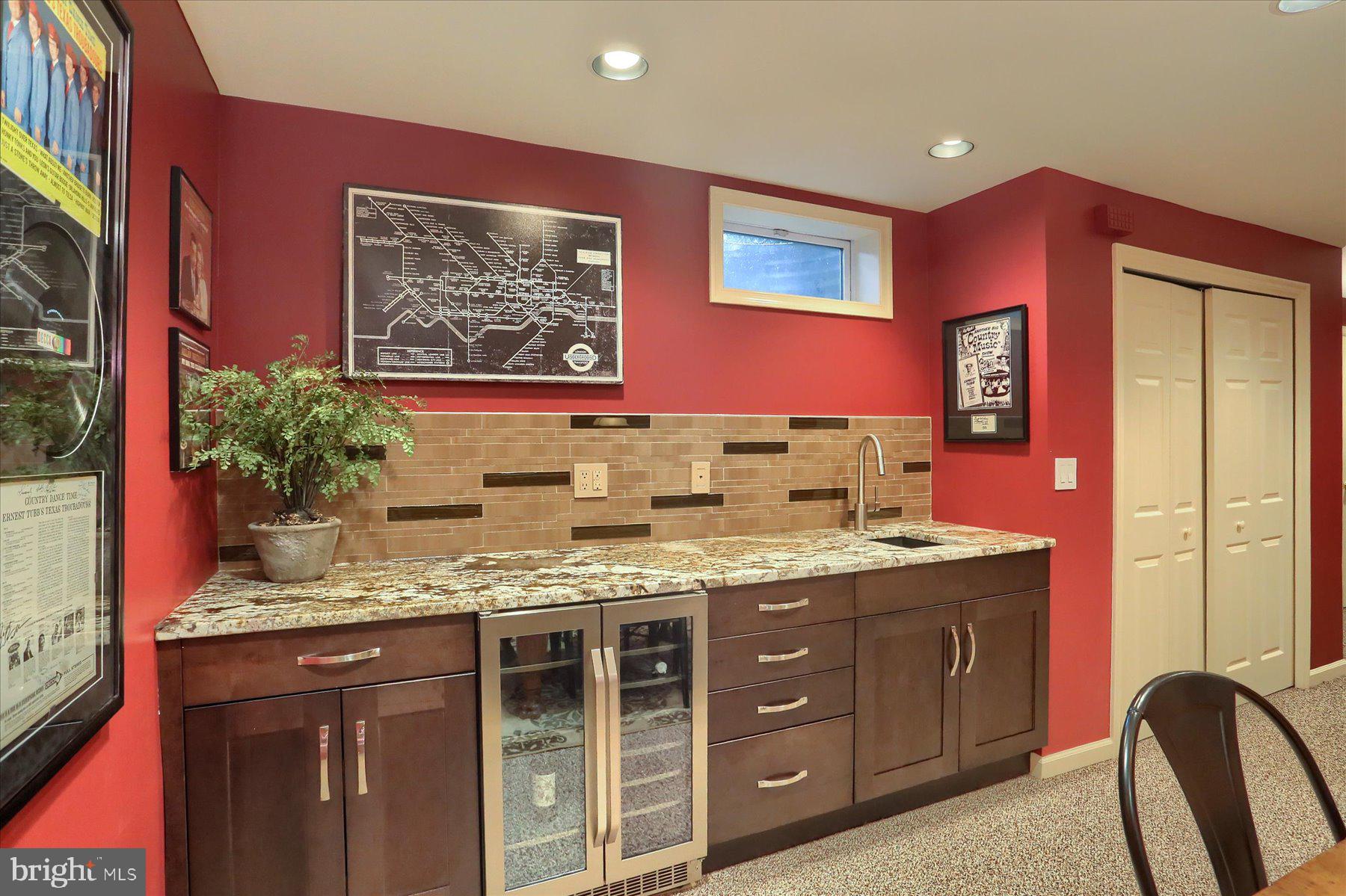 FOREST HILLS - Residential