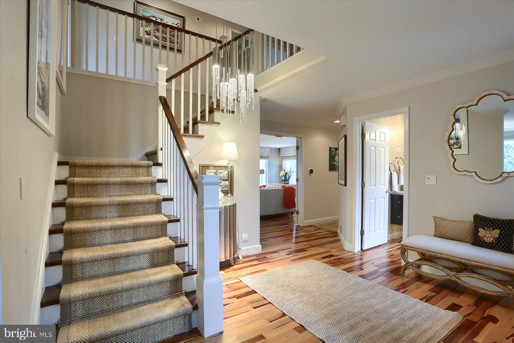 FOREST HILLS - Residential