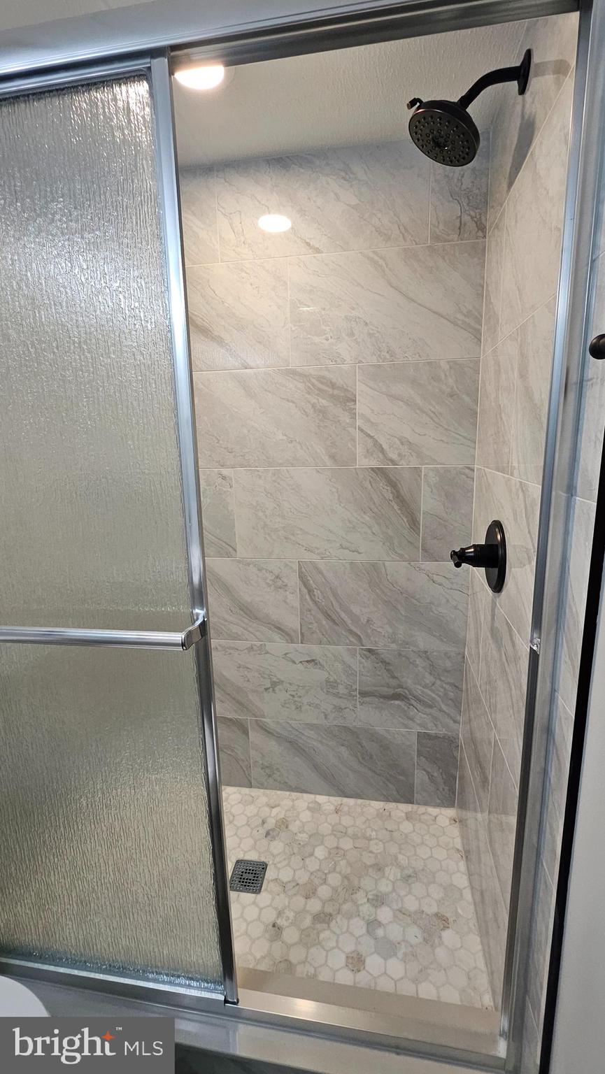 FOXWOOD VILLAGE - Residential