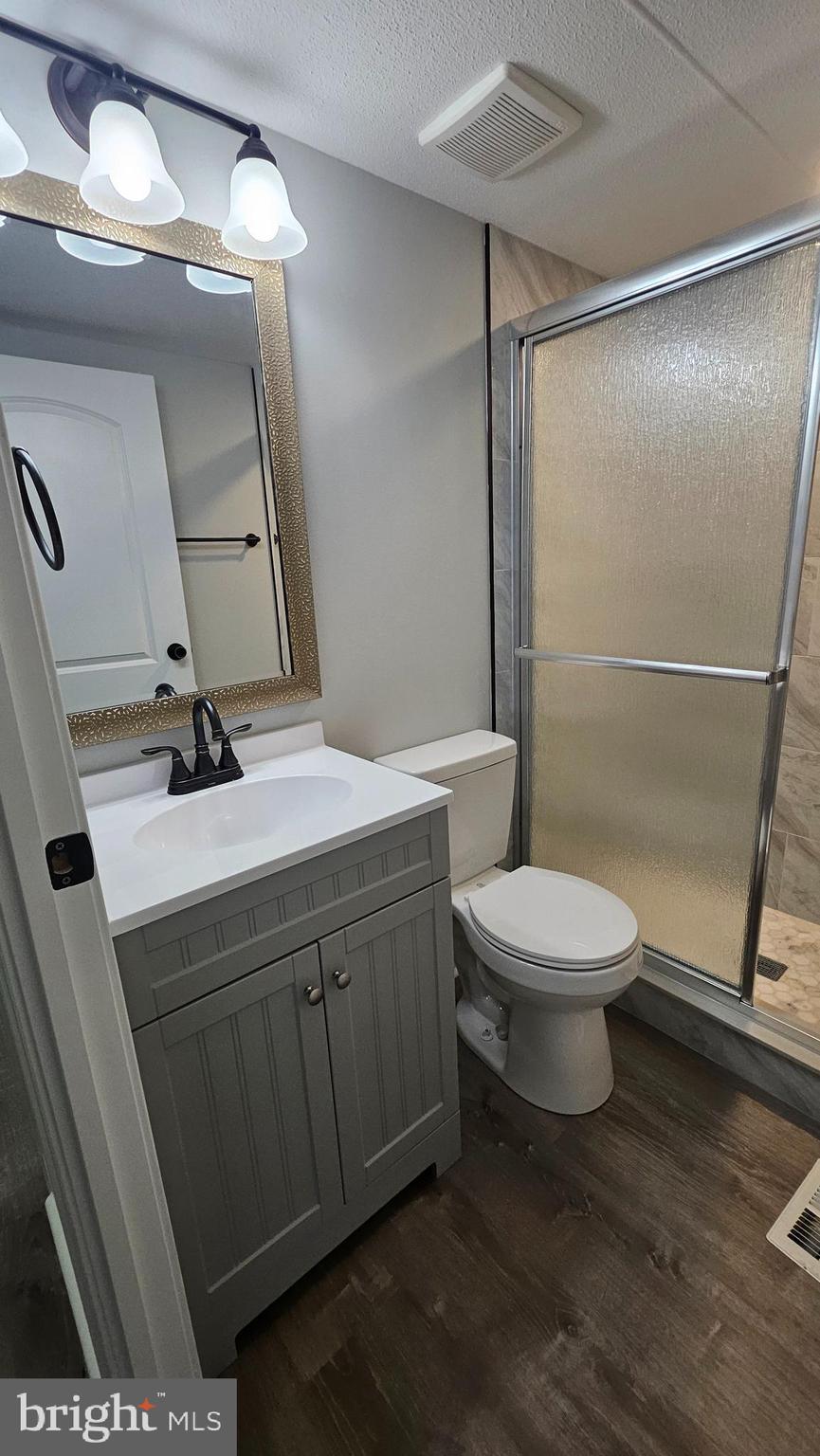 FOXWOOD VILLAGE - Residential