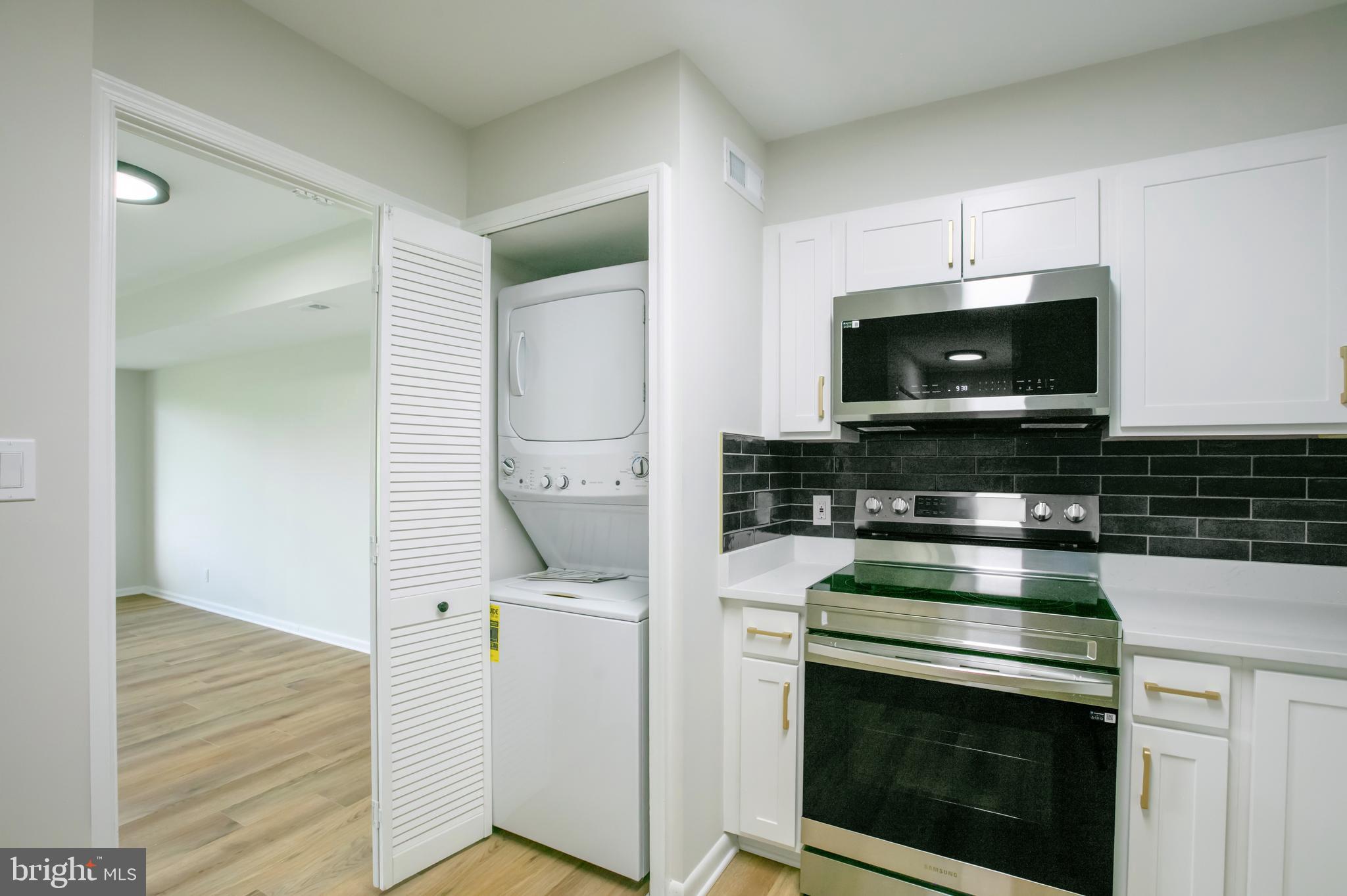 3800 POWELL LANE 802