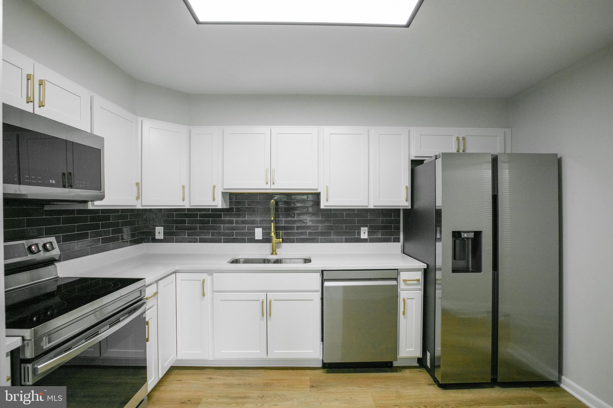 3800 POWELL LANE 802