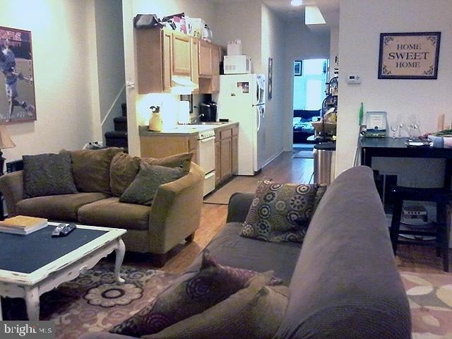 1531 POPLAR STREET 1