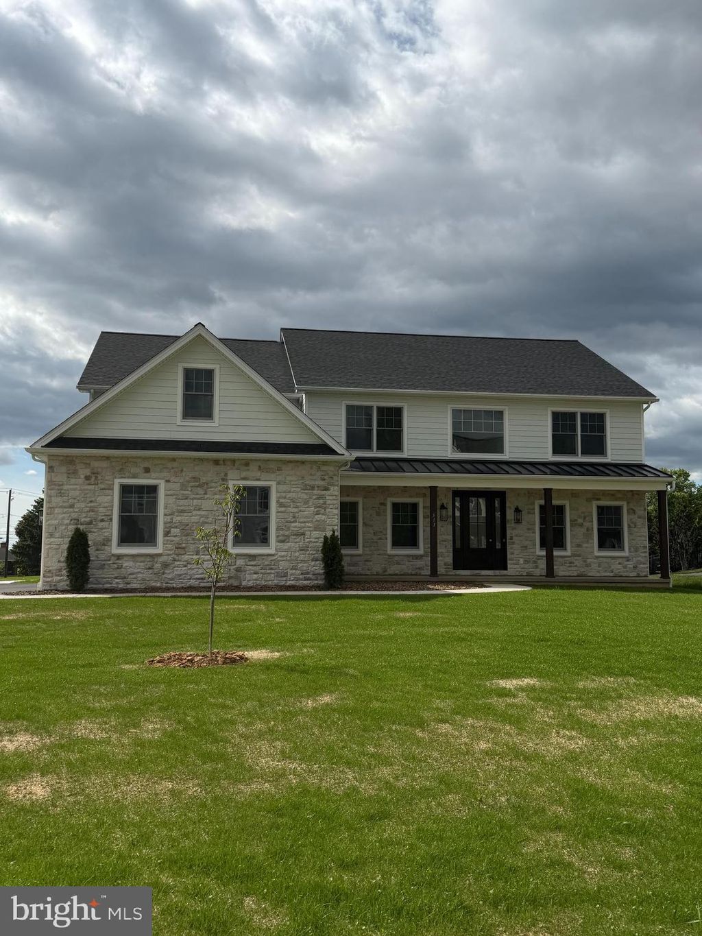 Photo of 513 Cheltenham Court, LITITZ, PA 17543 (MLS # PALA2085168)