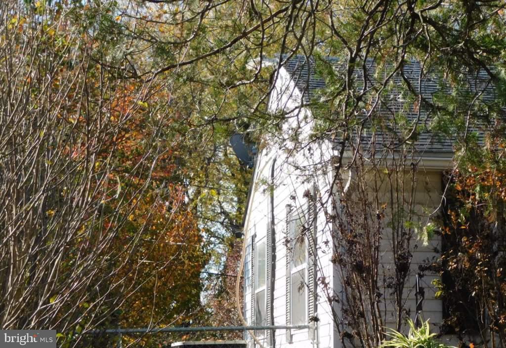 CASTLE HILLS - Residential