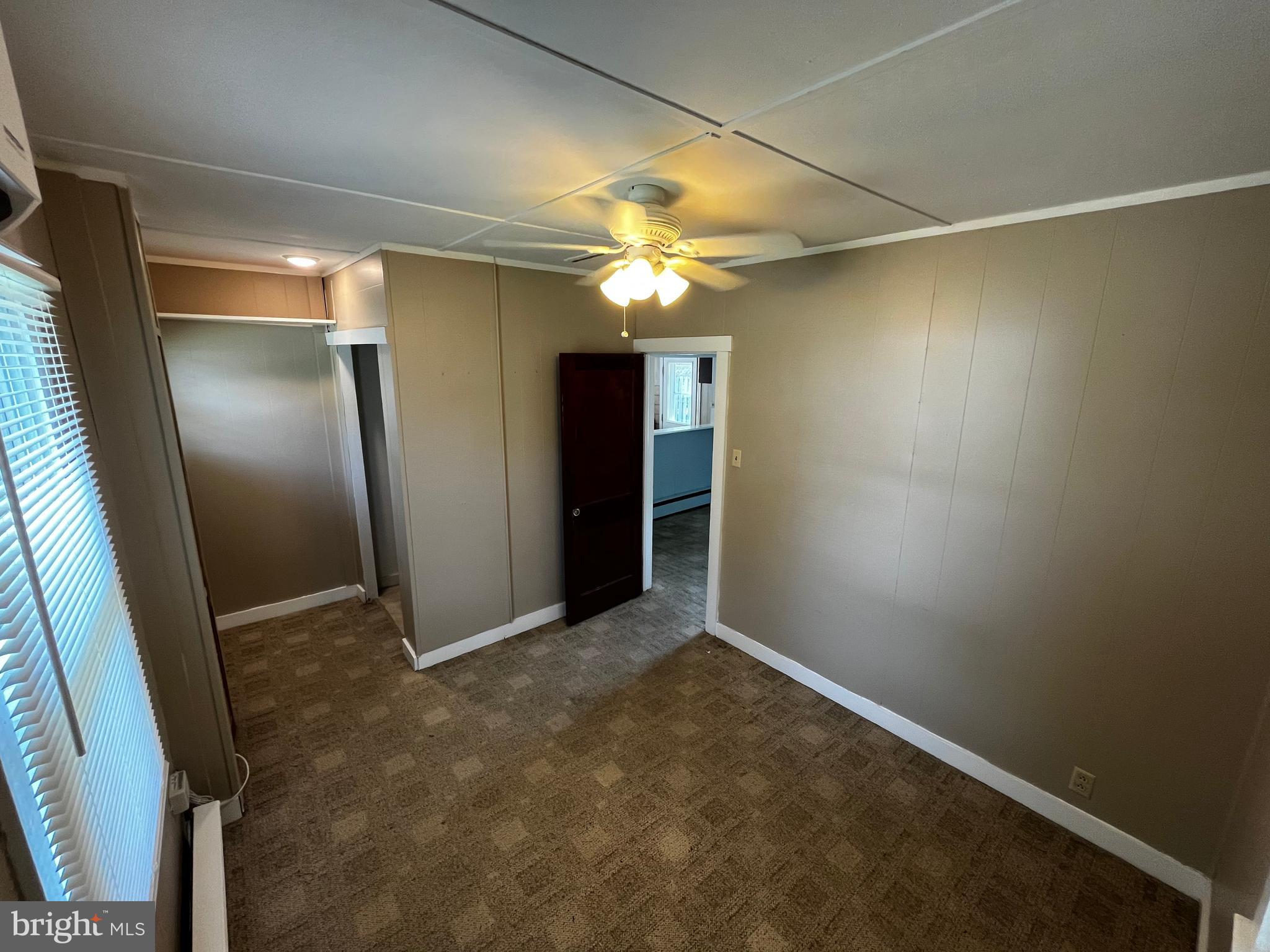 AVALON SHORES - Residential Lease