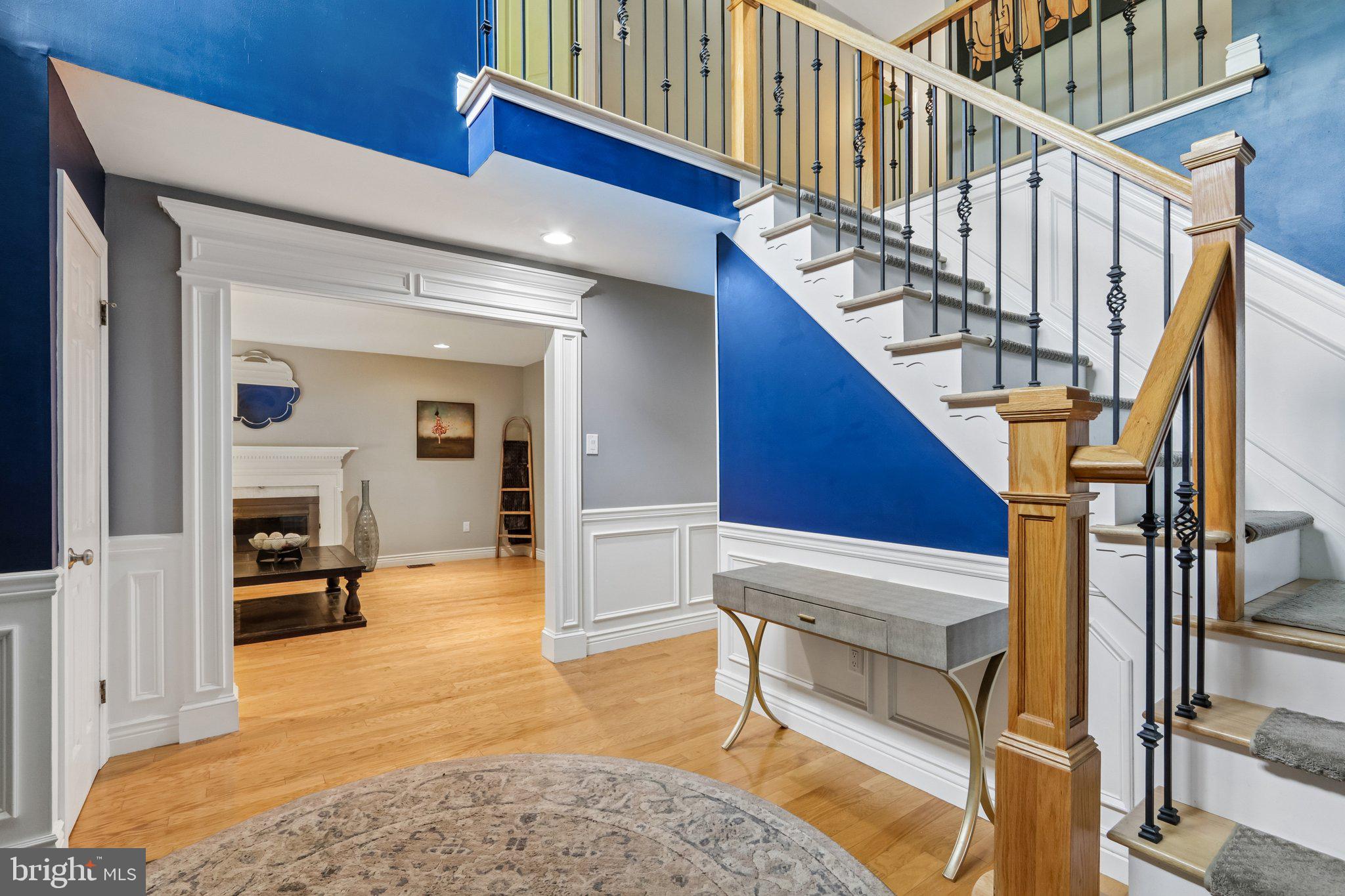 10 E RED OAK DRIVE