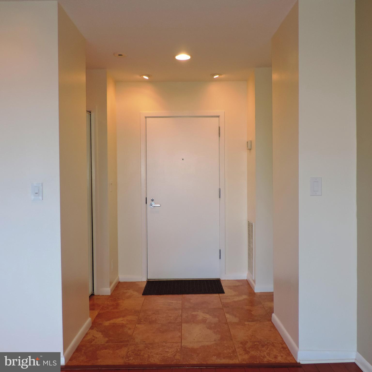 SKYLINE SQUARE CONDO - Residential Lease