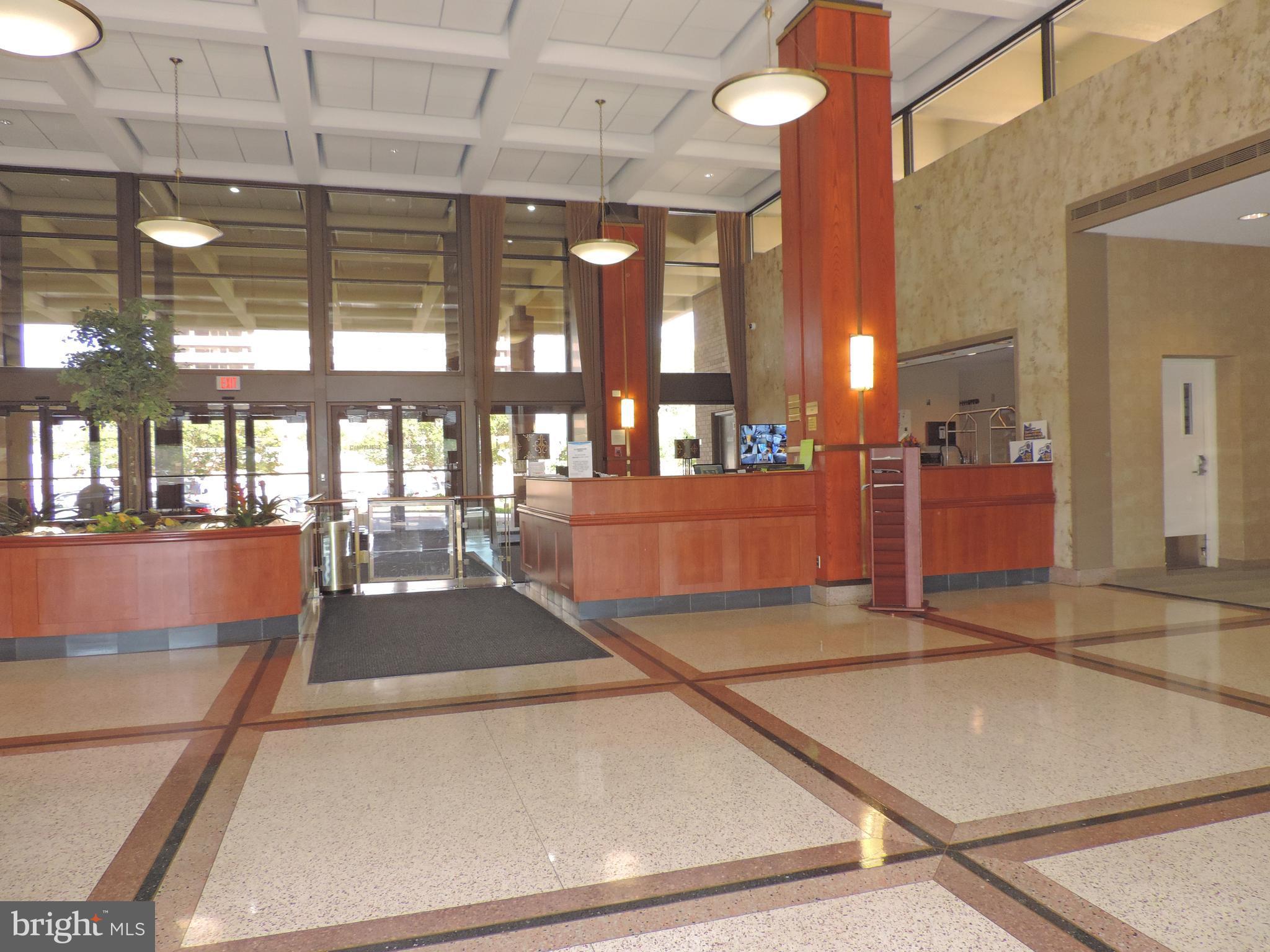 SKYLINE SQUARE CONDO - Residential Lease