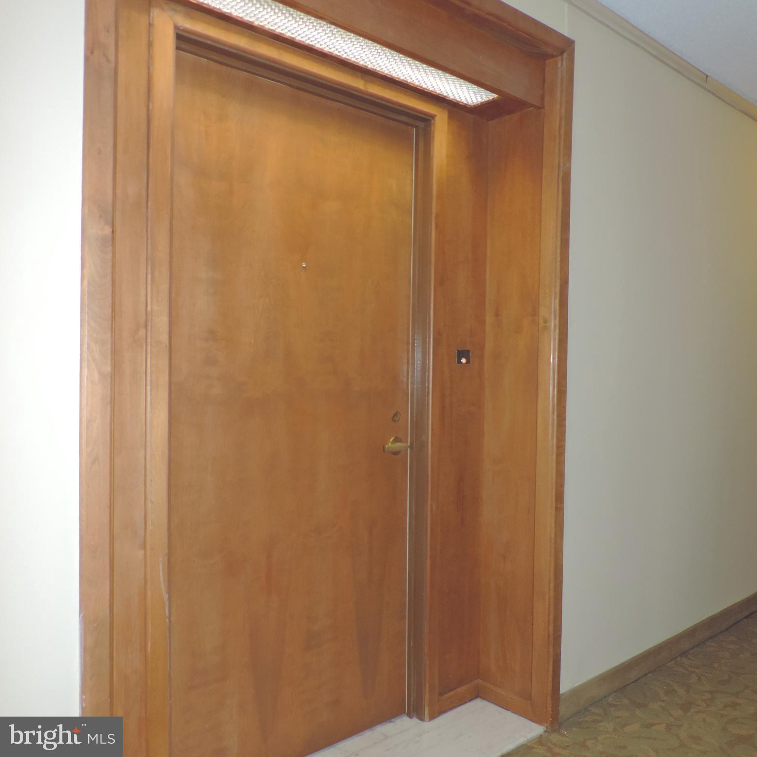 SKYLINE SQUARE CONDO - Residential Lease