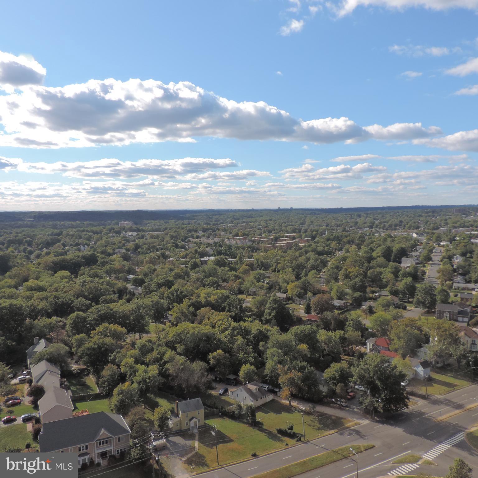 SKYLINE SQUARE CONDO - Residential Lease