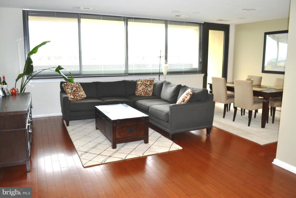 SKYLINE SQUARE CONDO - Residential Lease