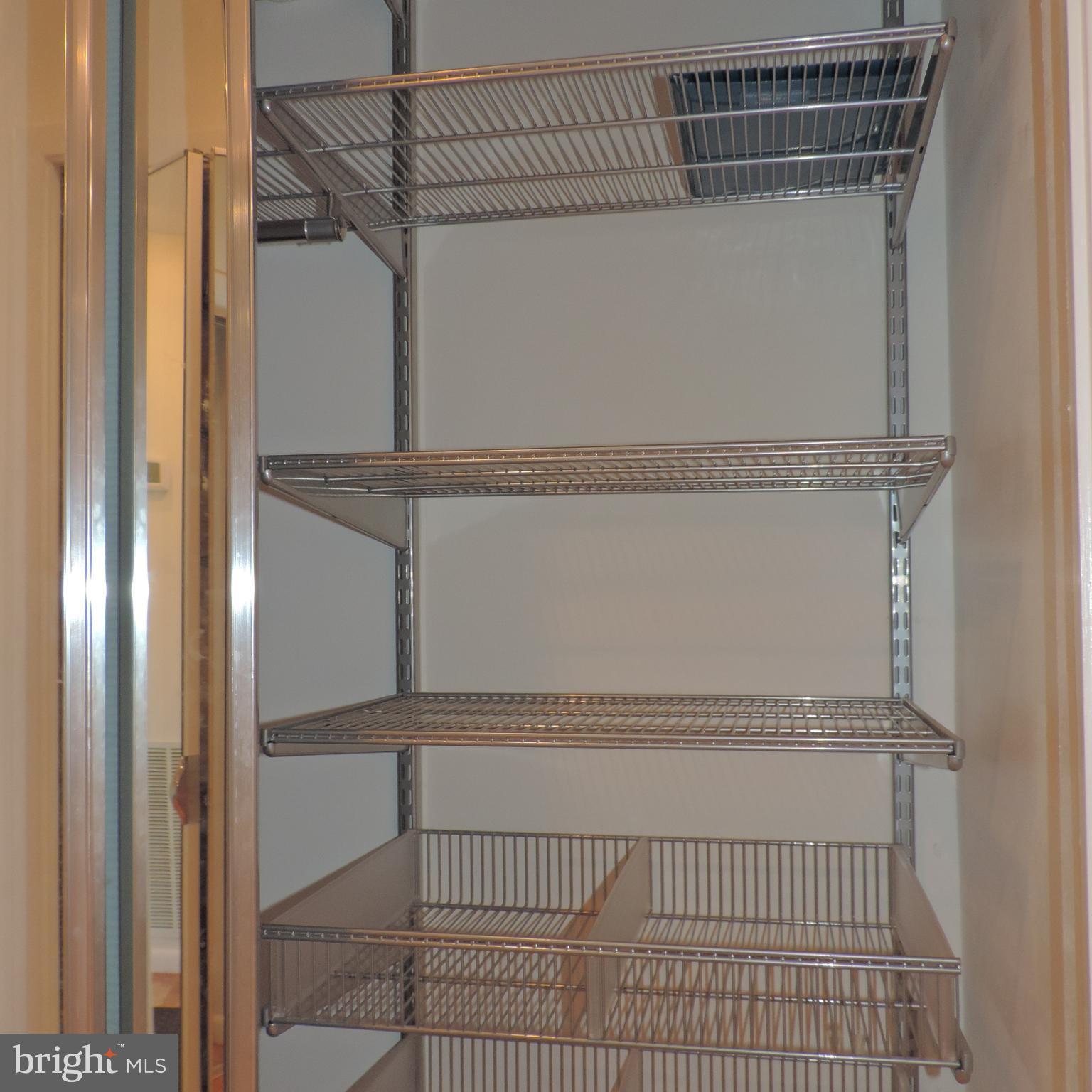 SKYLINE SQUARE CONDO - Residential Lease