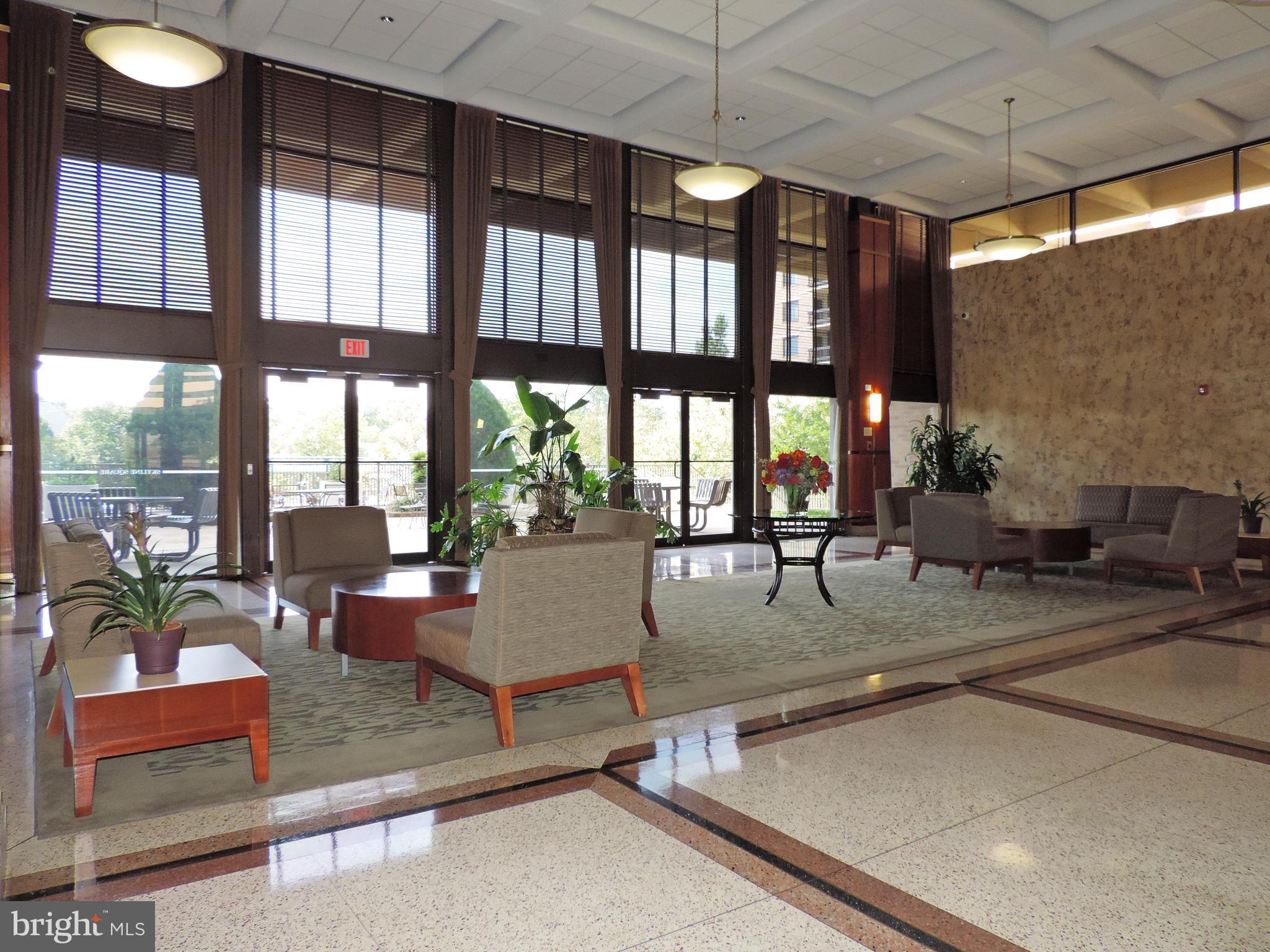 SKYLINE SQUARE CONDO - Residential Lease