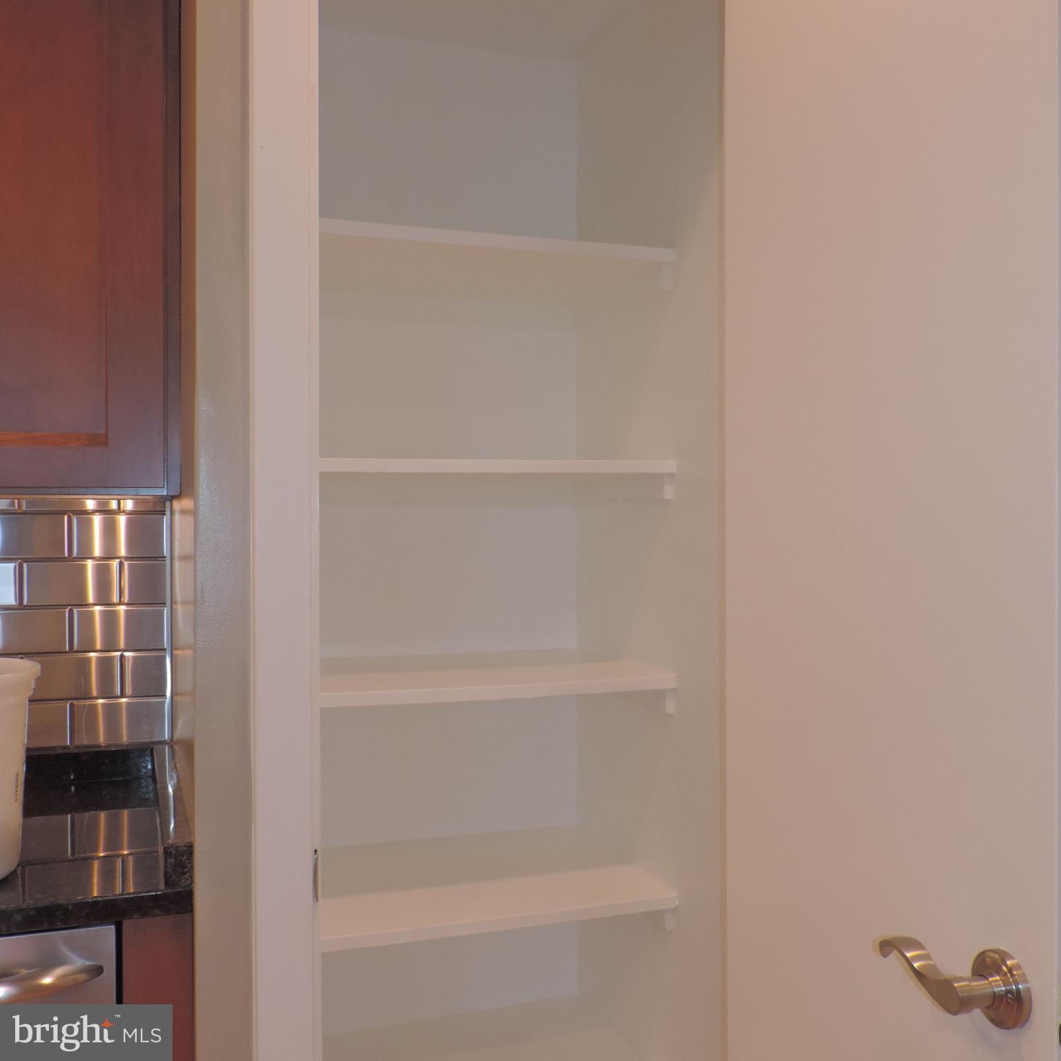 SKYLINE SQUARE CONDO - Residential Lease