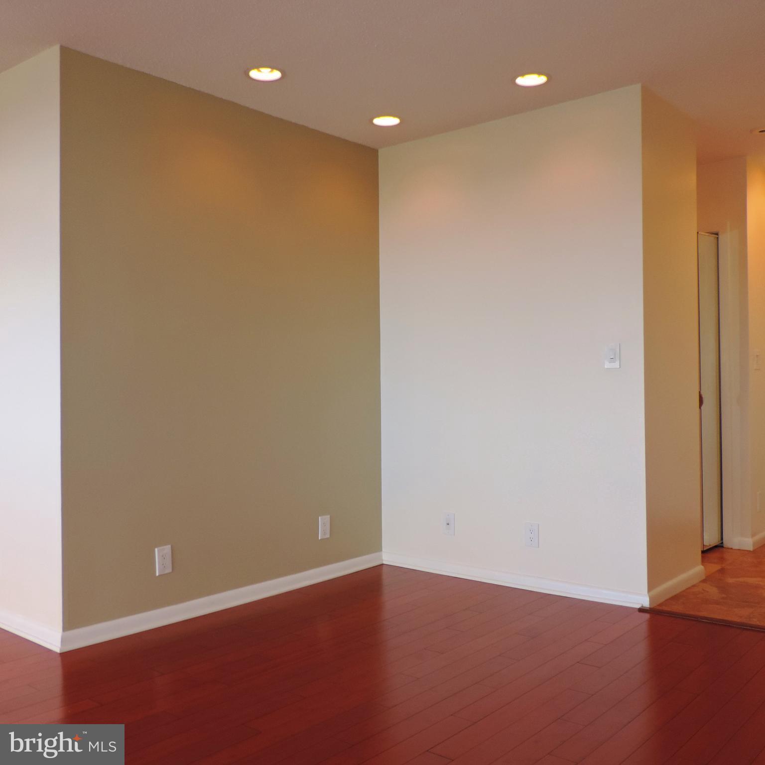 SKYLINE SQUARE CONDO - Residential Lease