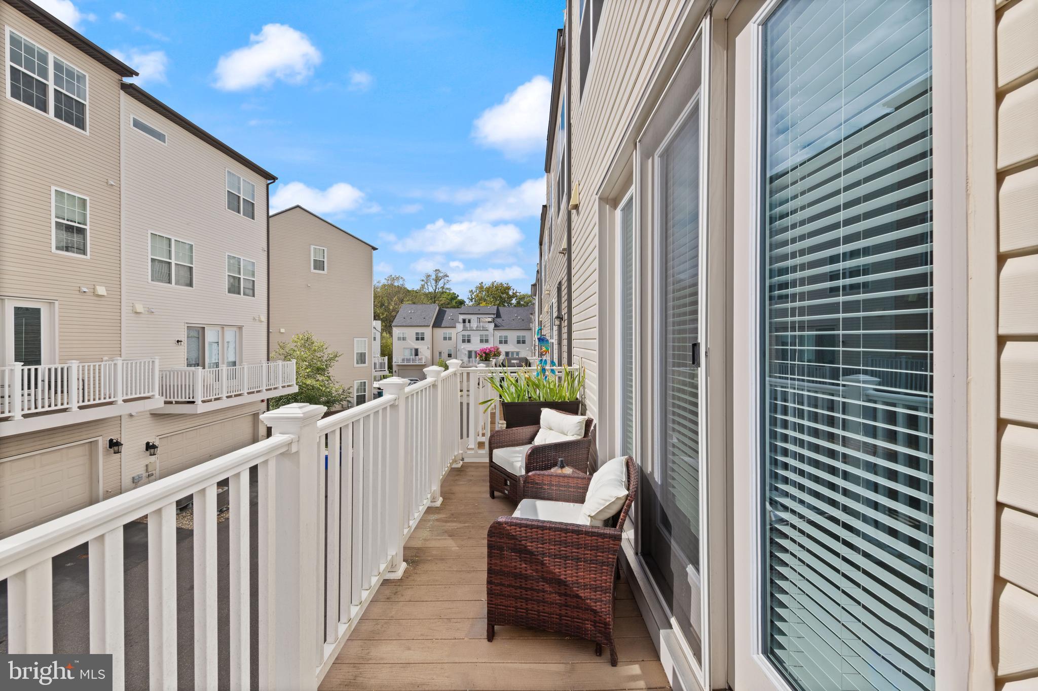 GLENMONT METROCENTRE - Residential