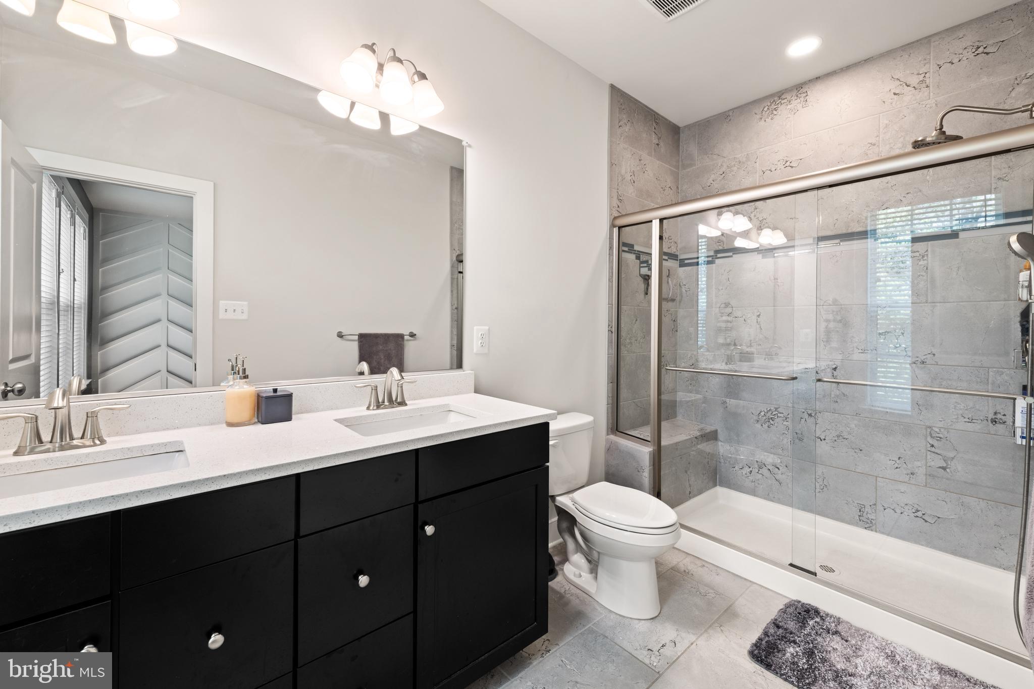 GLENMONT METROCENTRE - Residential