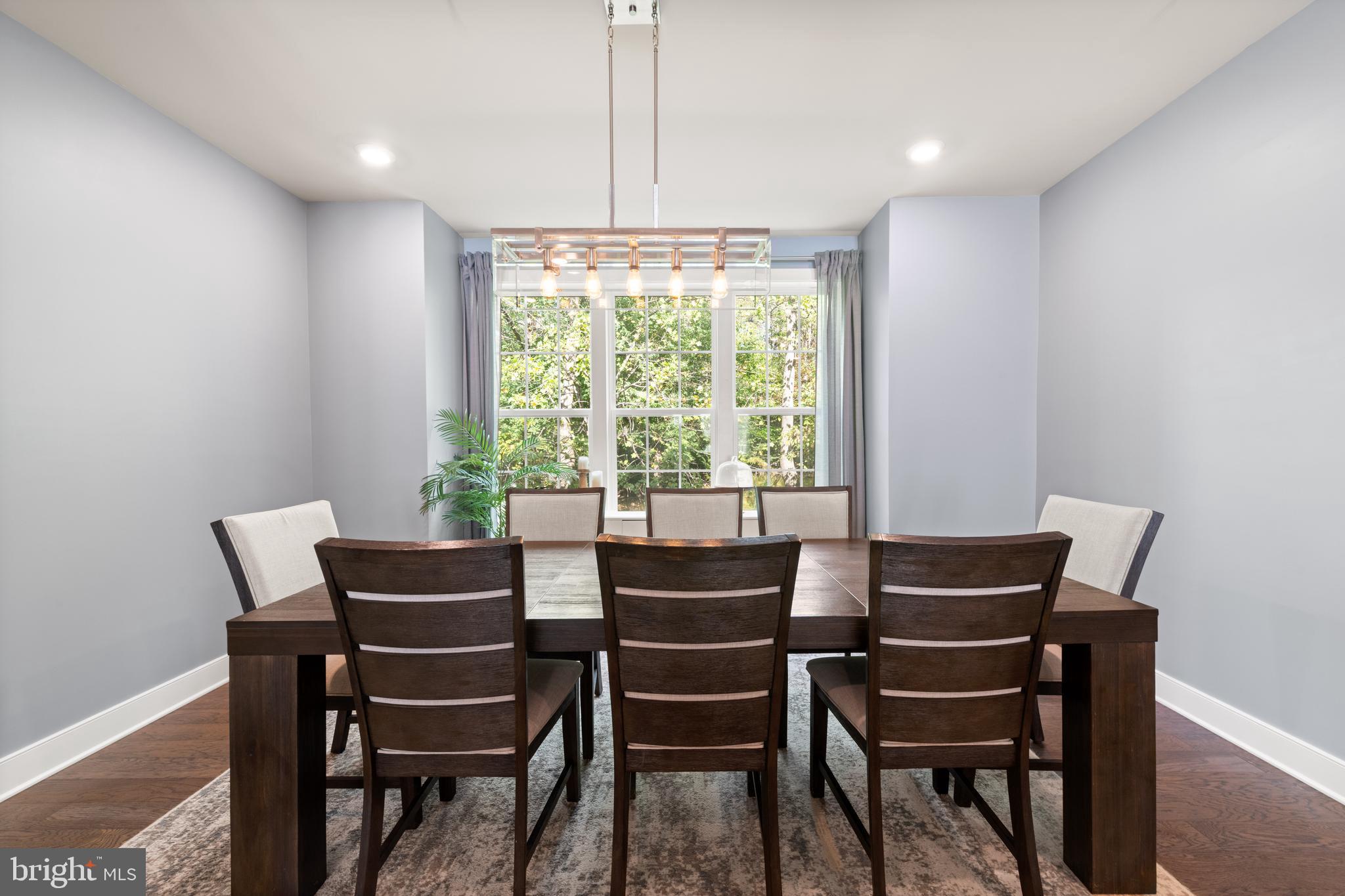 GLENMONT METROCENTRE - Residential