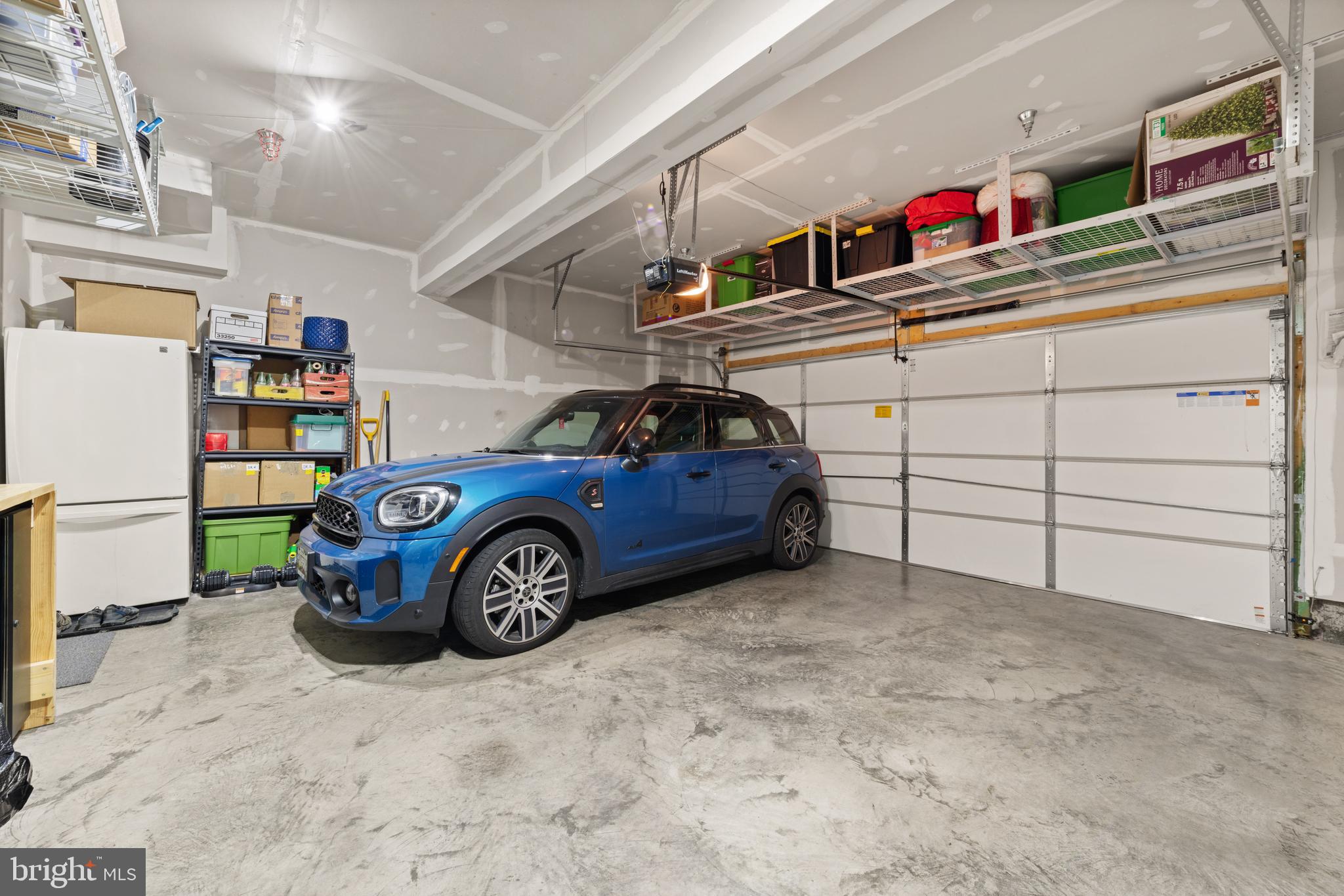 GLENMONT METROCENTRE - Residential