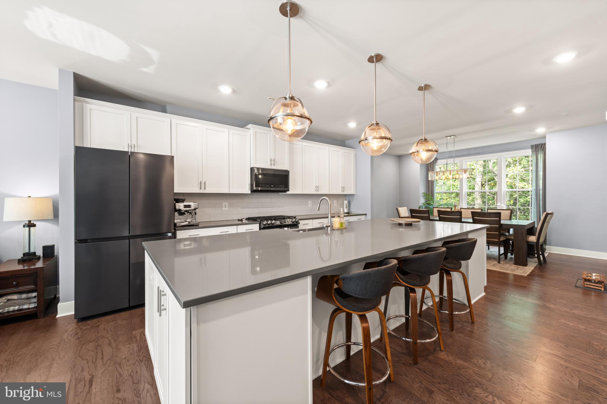 GLENMONT METROCENTRE - Residential