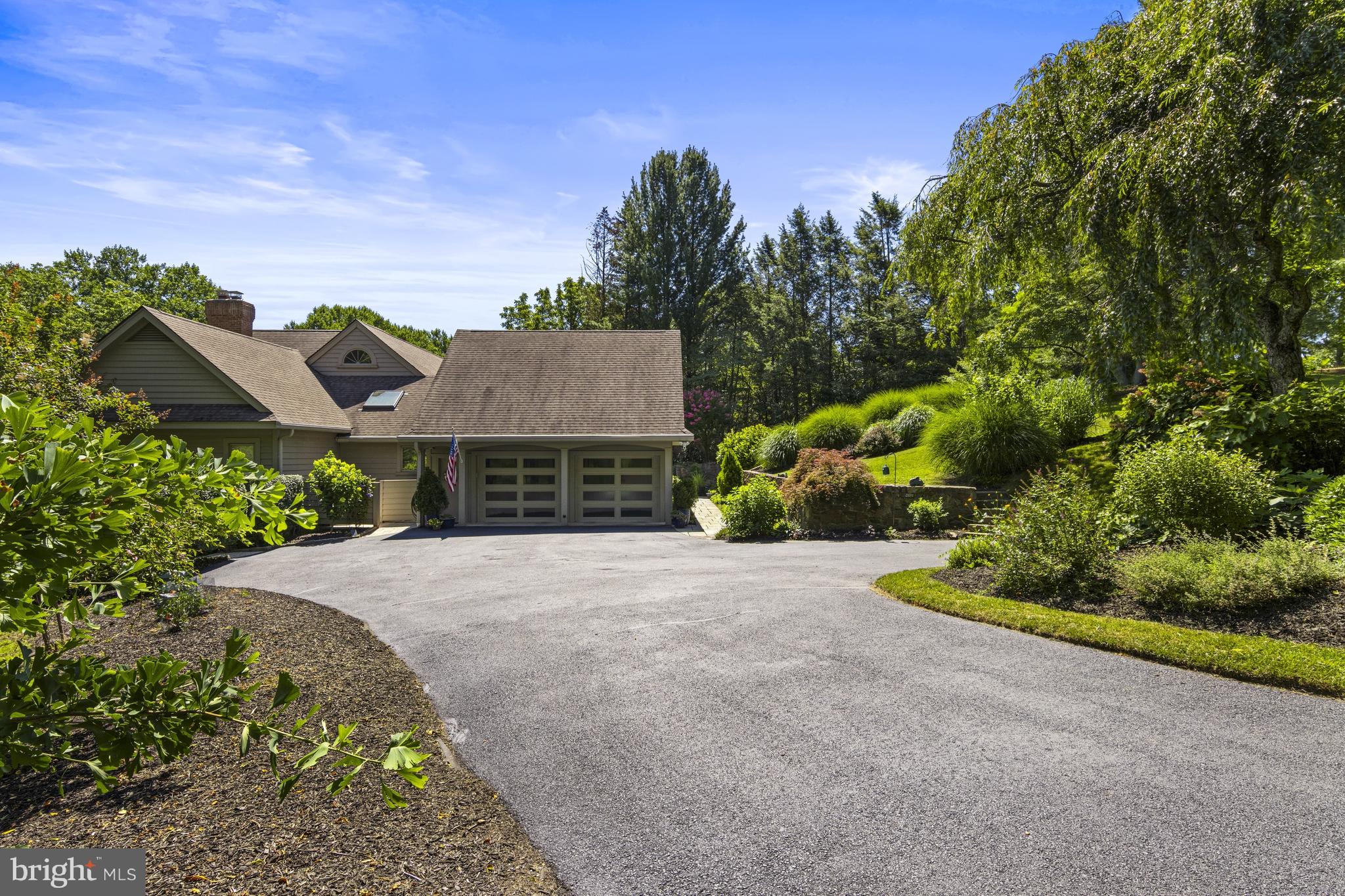 18 BRENDLE LANE