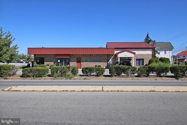 2235 W CUMBERLAND STREET