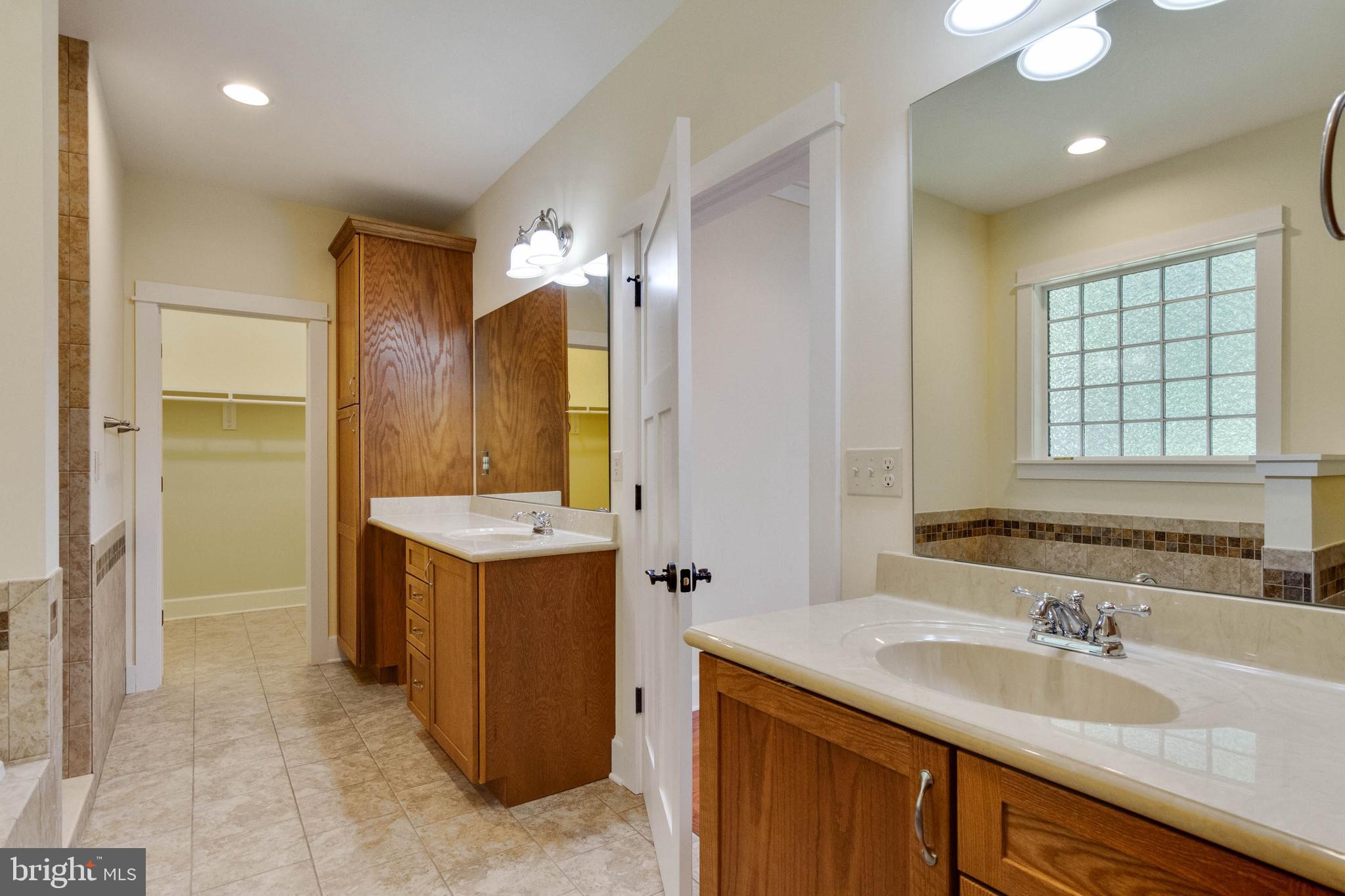 BOWLERS MILL LAKE ESTATES - Residential