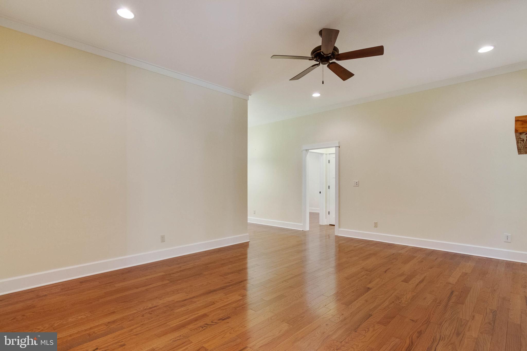 BOWLERS MILL LAKE ESTATES - Residential