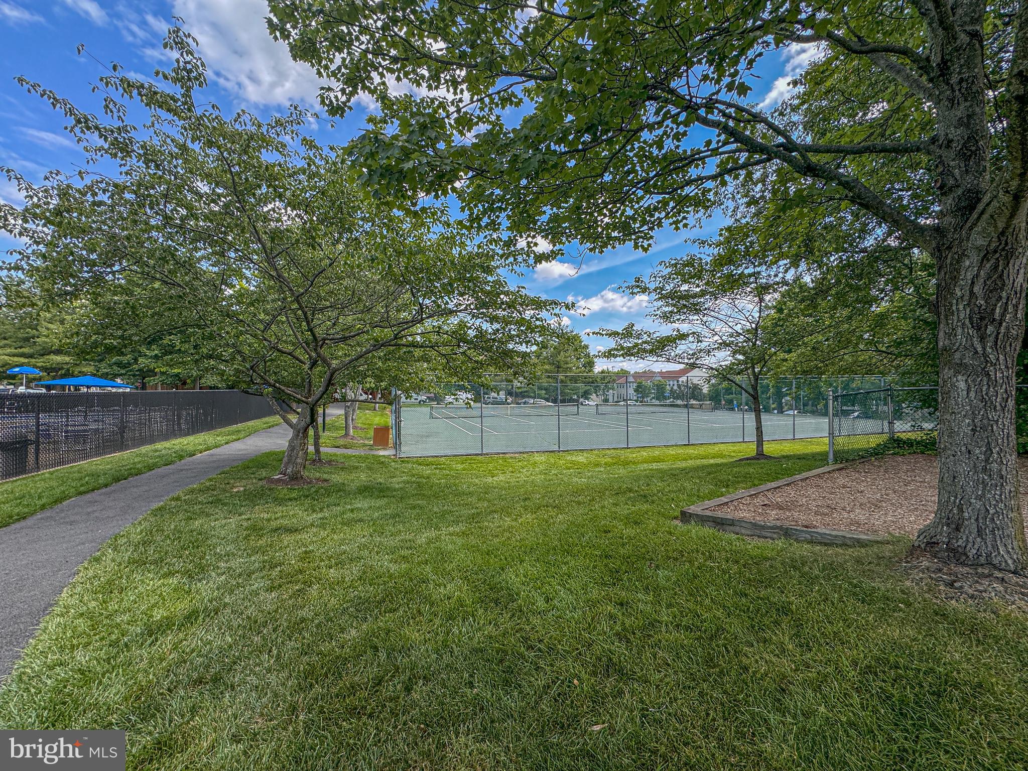 MADISON RIDGE - Residential