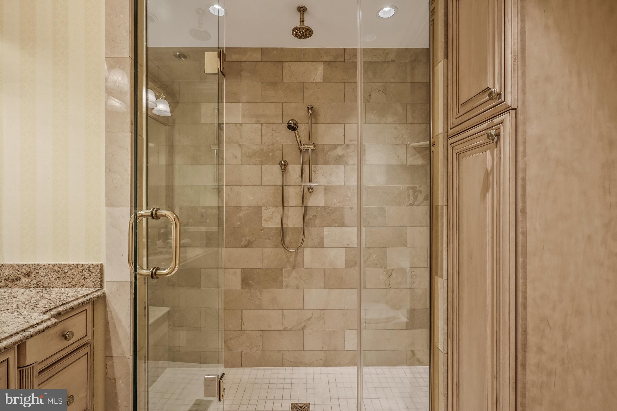 MEMORIAL PARK - Residential