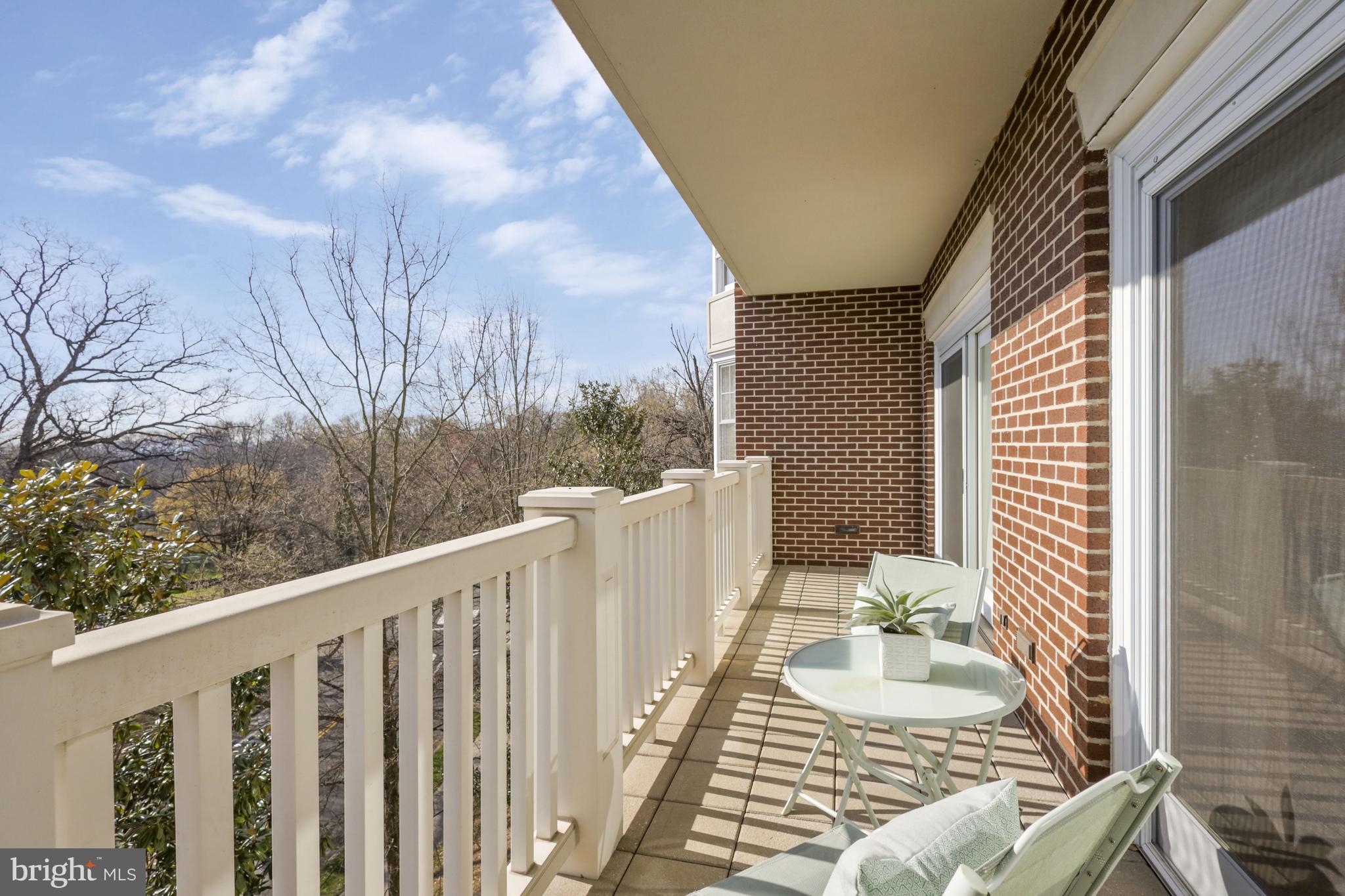 MEMORIAL PARK - Residential